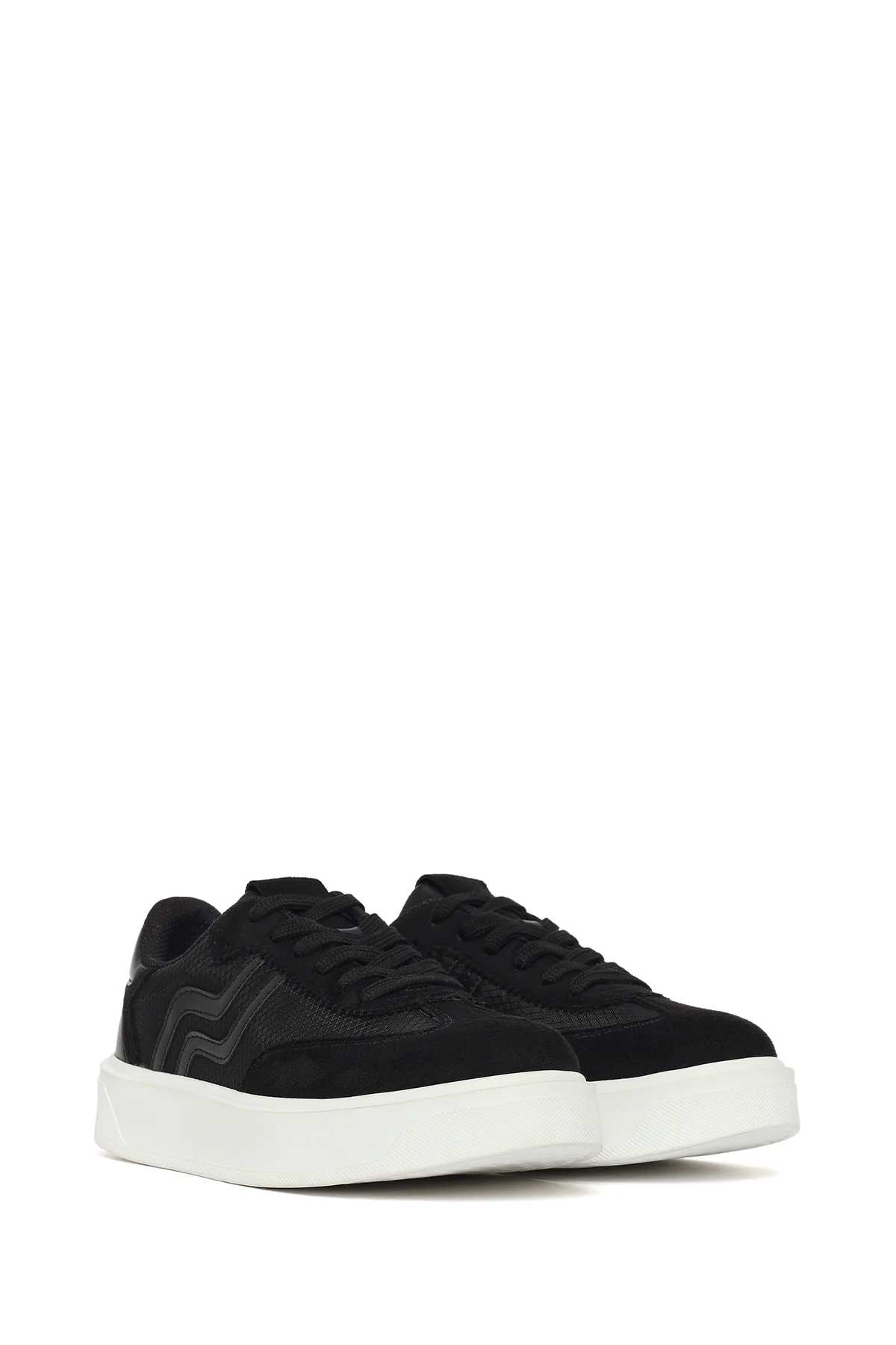Kadın Siyah Kalın Tabanlı Bağcıklı Sneaker - Image 2