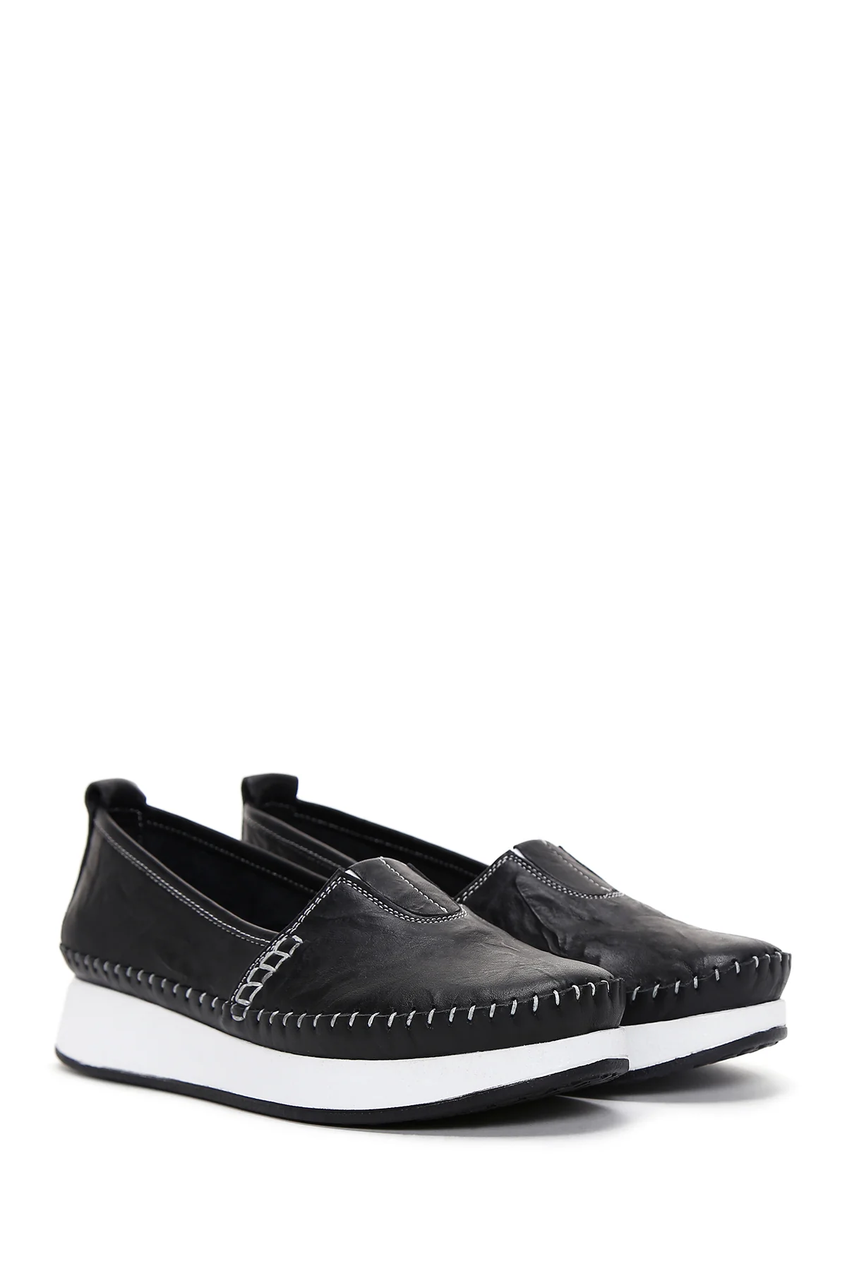 Kadın Siyah Kalın Tabanlı Deri Comfort Loafer - Image 3