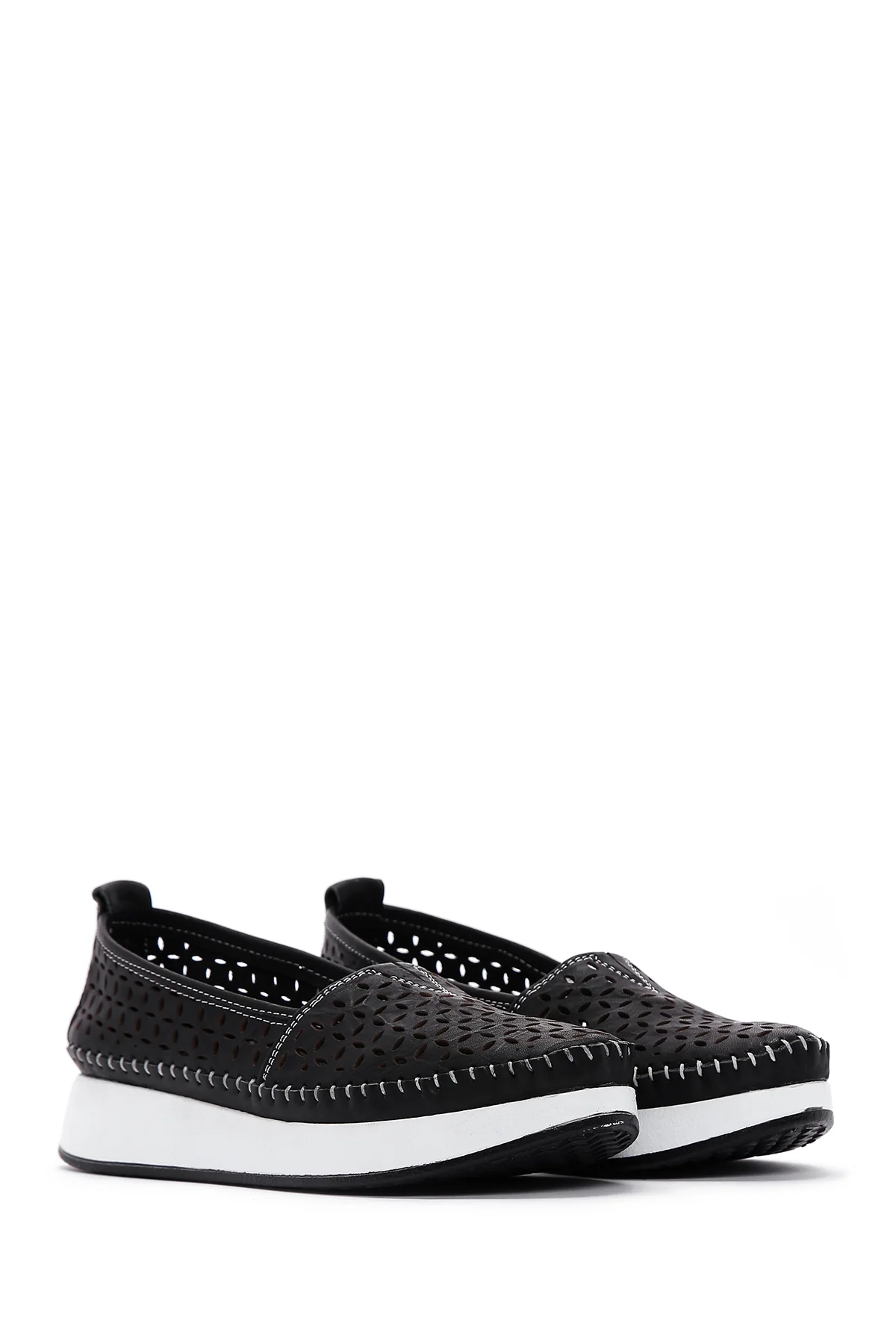 Kadın Siyah Kalın Tabanlı Deri Comfort Loafer - Image 3