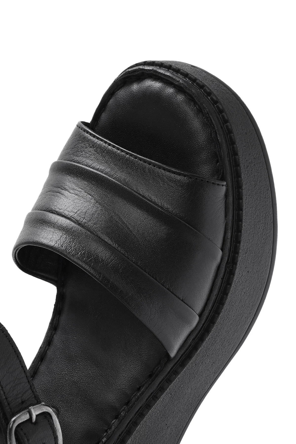 Kadın Siyah Kalın Tabanlı Deri Comfort Sandalet - Image 11