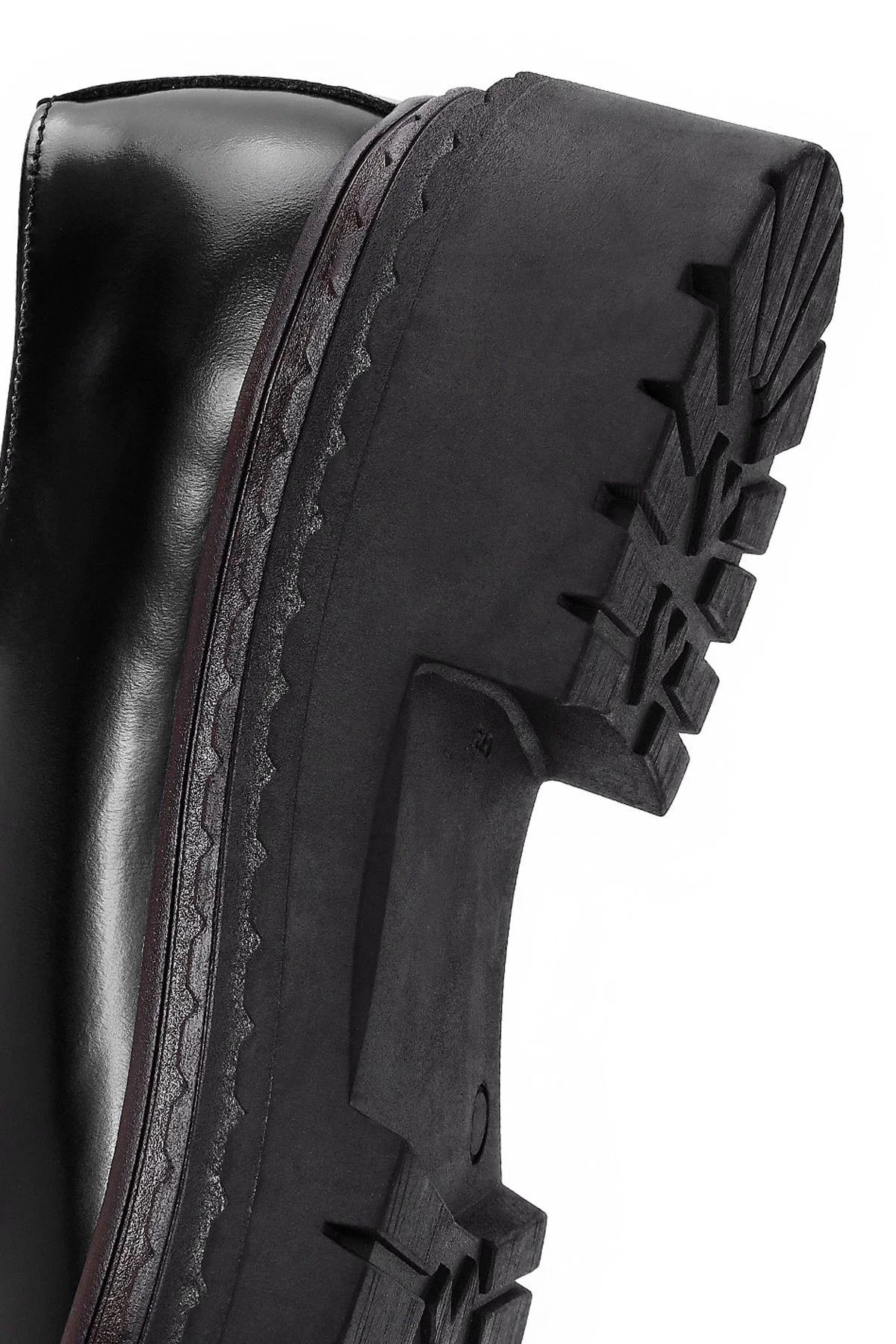 Kadın Siyah Kalın Tabanlı Deri Maskülen Loafer - Image 10