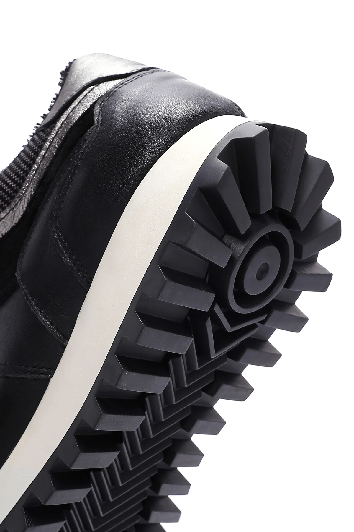 Kadın Siyah Kalın Tabanlı Deri Sneaker - Image 8