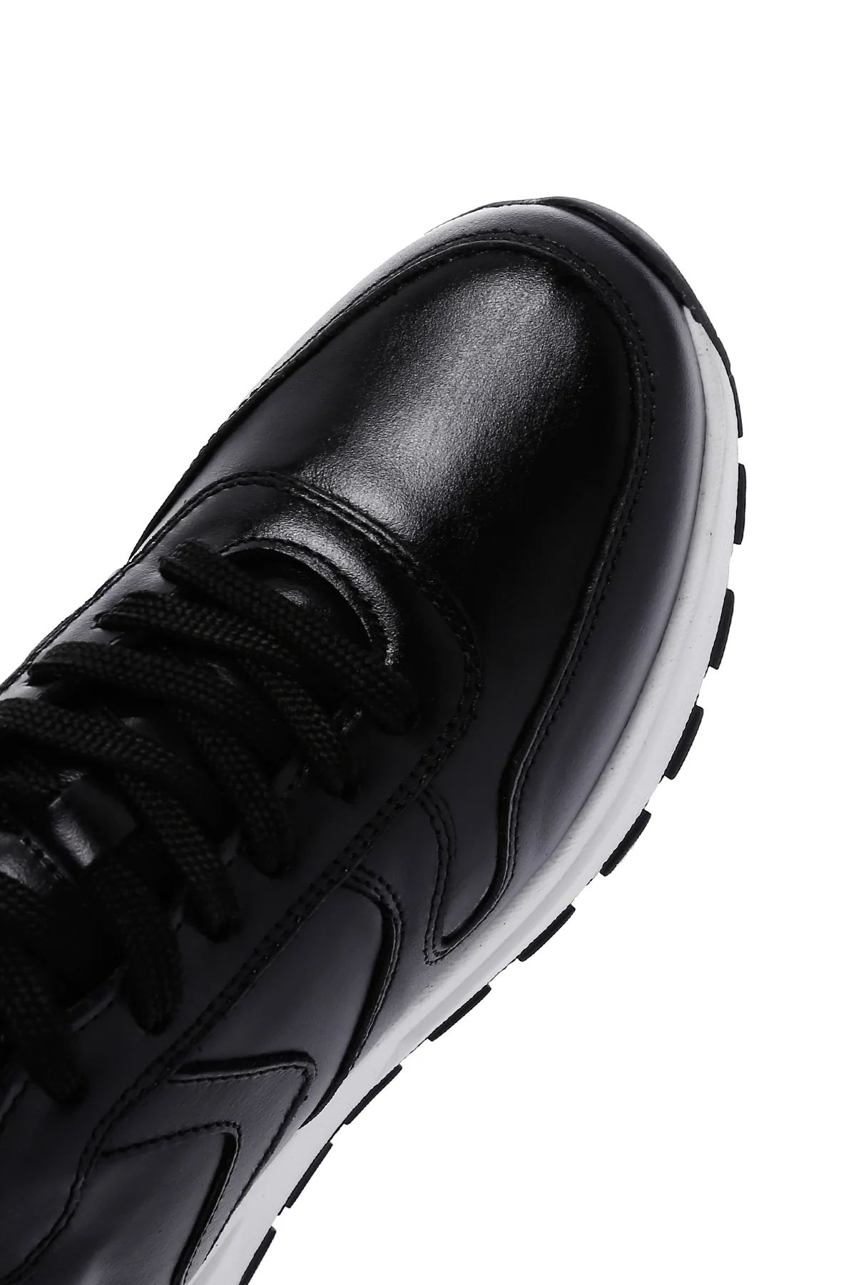Kadın Siyah Kalın Tabanlı Deri Sneaker - Image 9