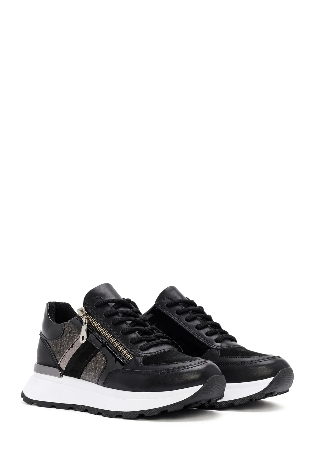 Kadın Siyah Kalın Tabanlı Fermuarlı Deri Sneaker - Image 3
