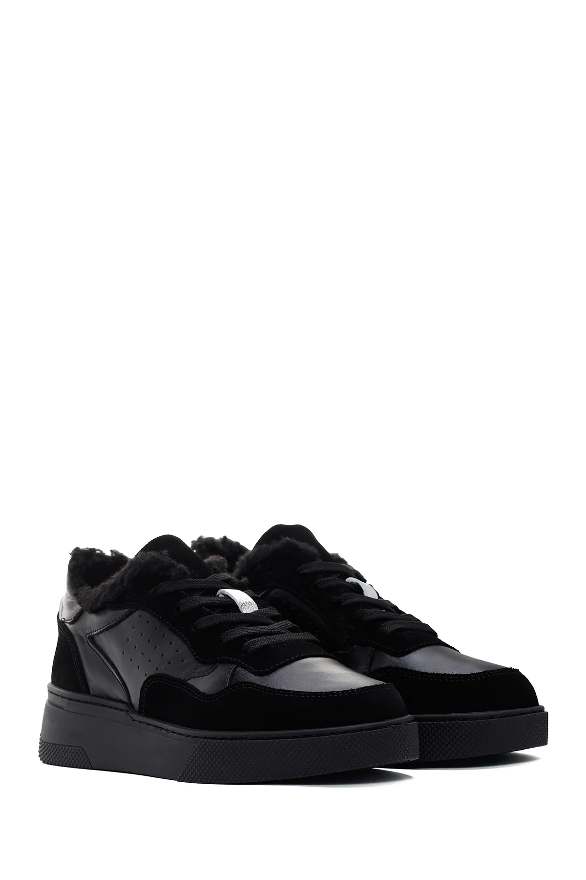 Kadın Siyah Kalın Tabanlı Kürklü Deri Sneaker - Image 3