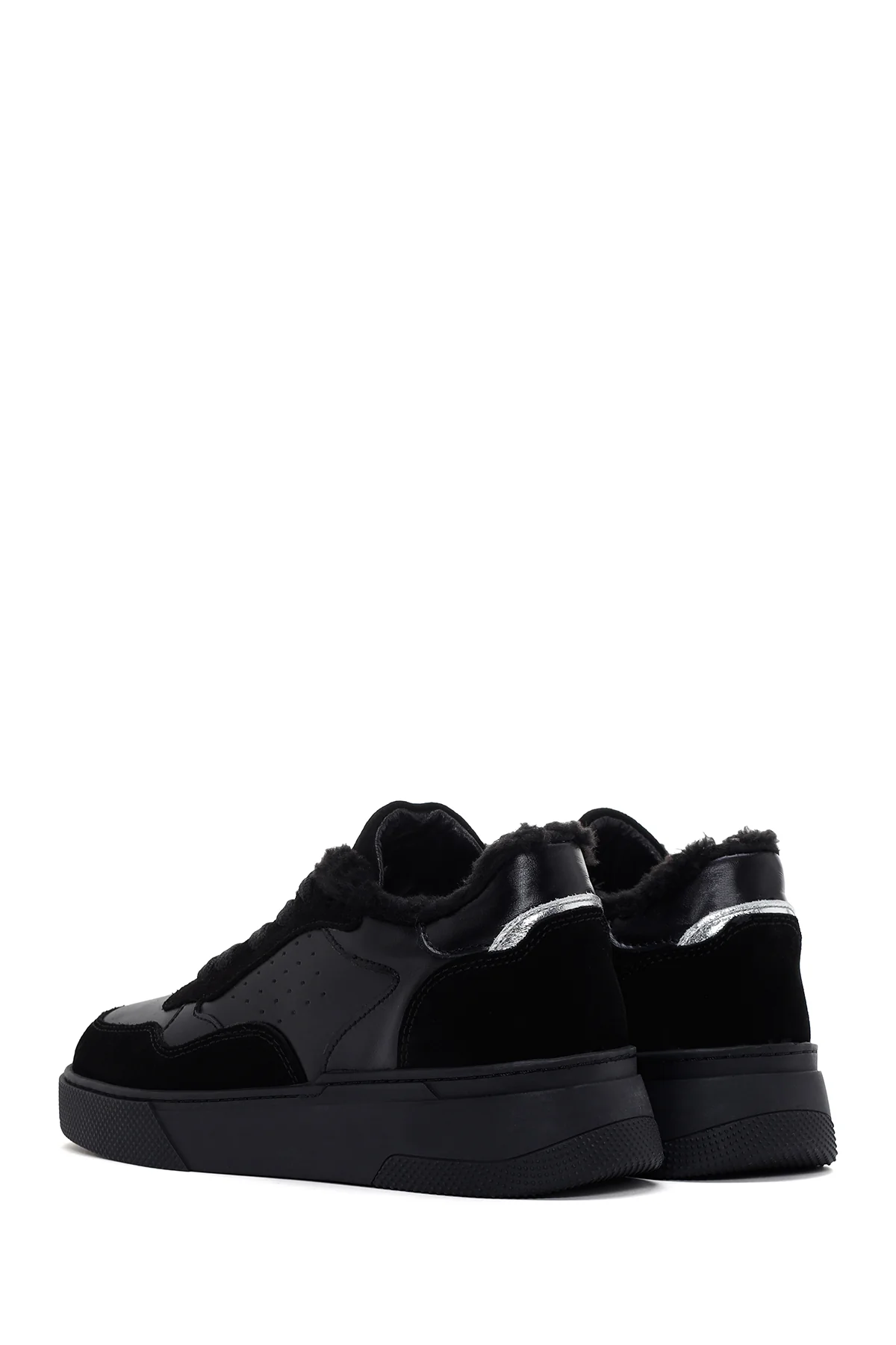 Kadın Siyah Kalın Tabanlı Kürklü Deri Sneaker - Image 5