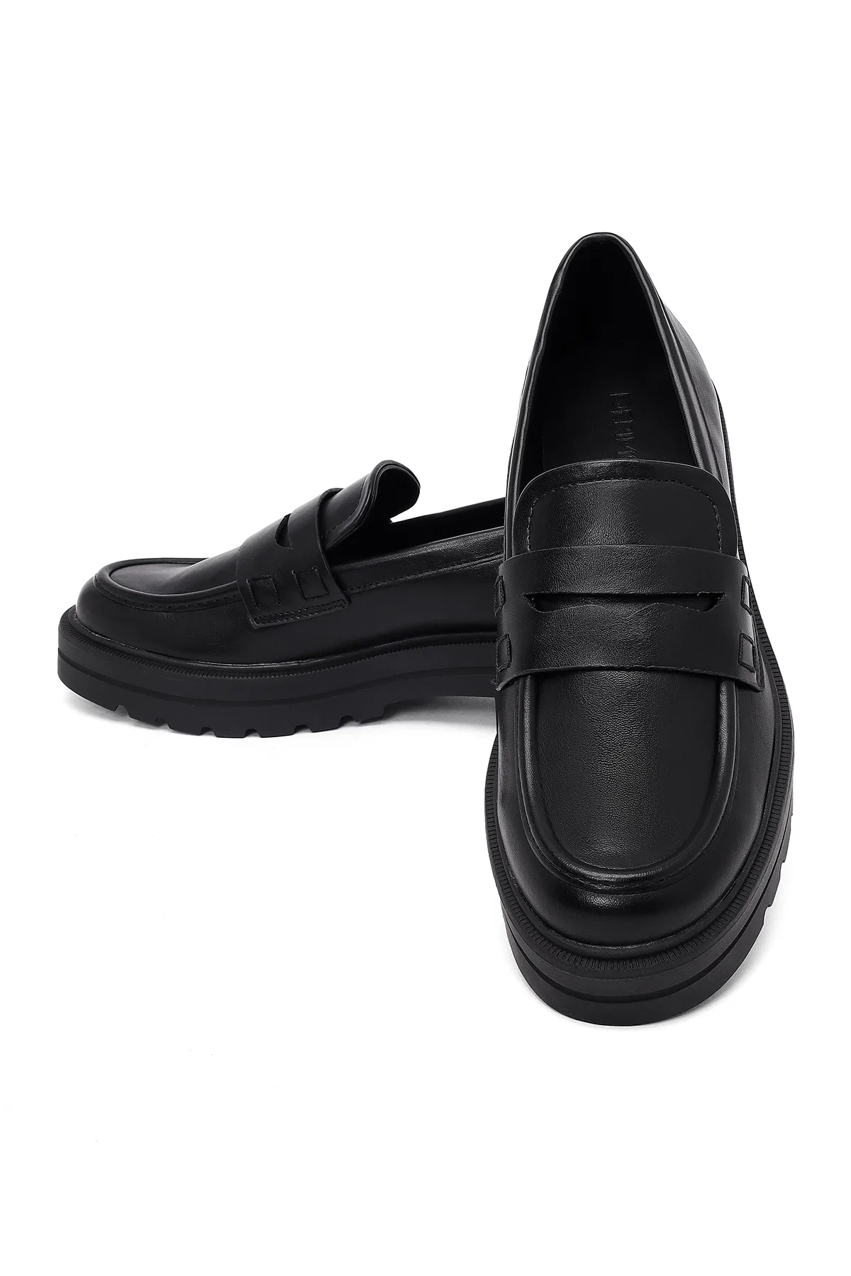 Kadın Siyah Kalın Tabanlı Maskülen Loafer - Image 10