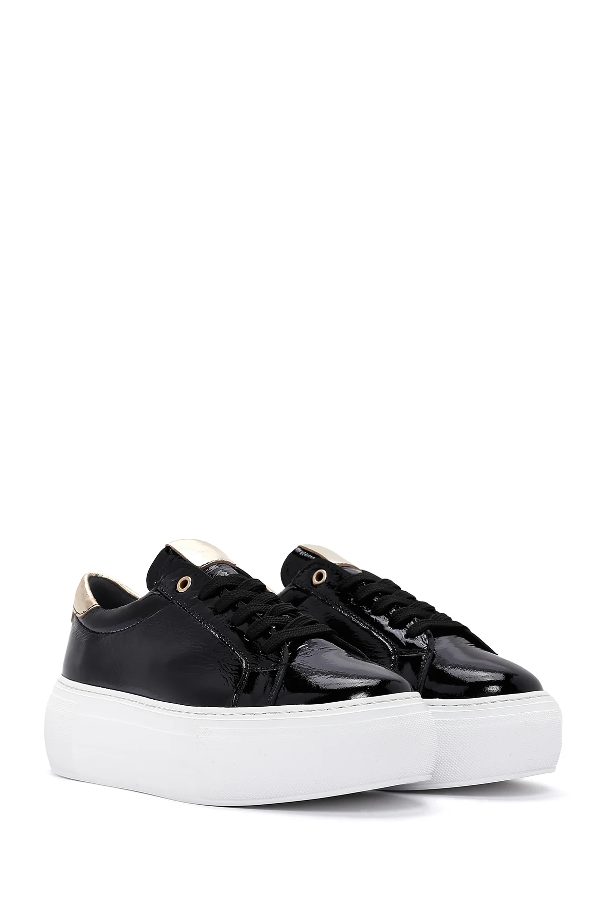 Kadın Siyah Kalın Tabanlı Rugan Deri Sneaker - Image 4