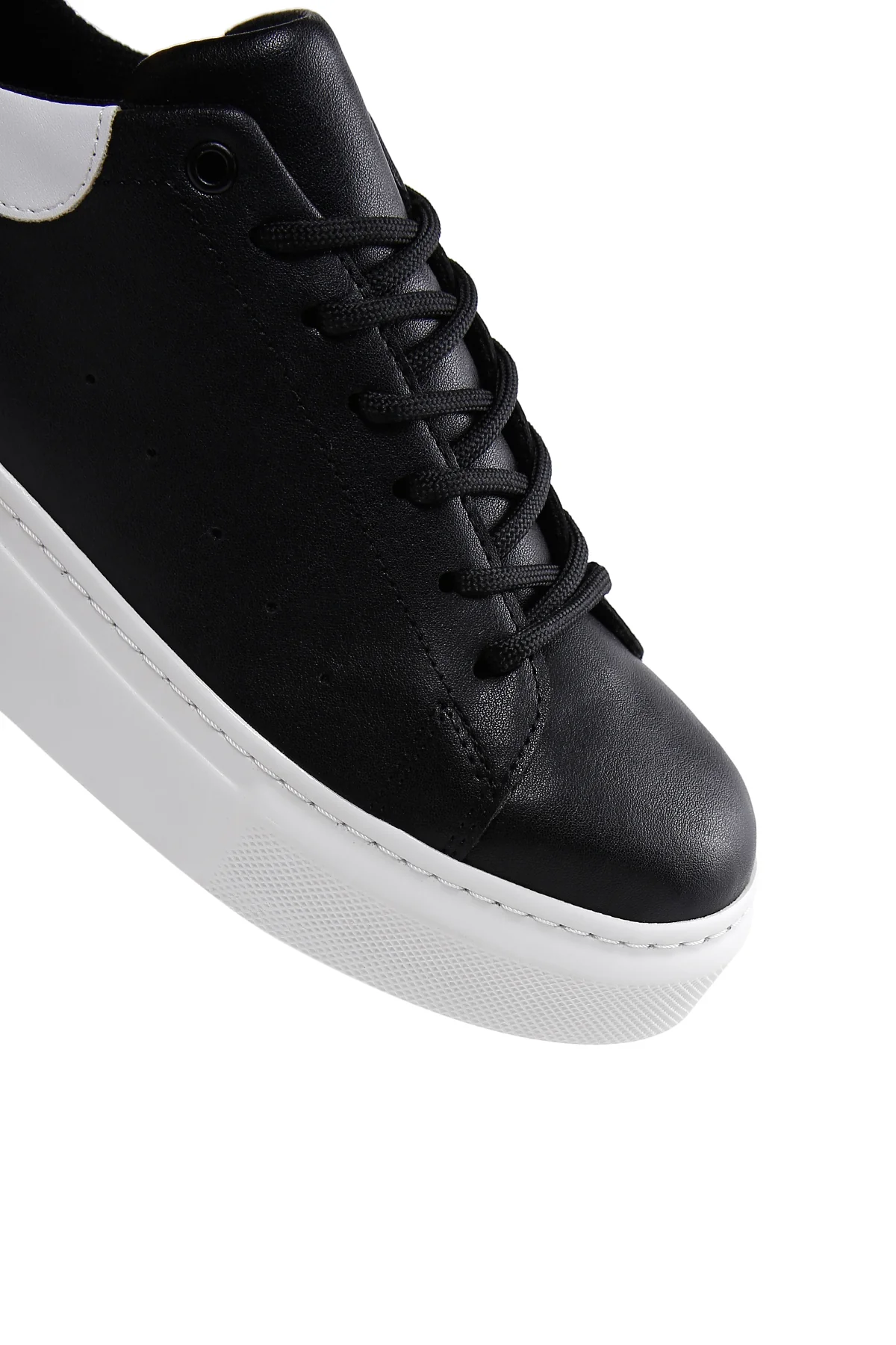 Kadın Siyah Kalın Tabanlı Sneaker - Image 8