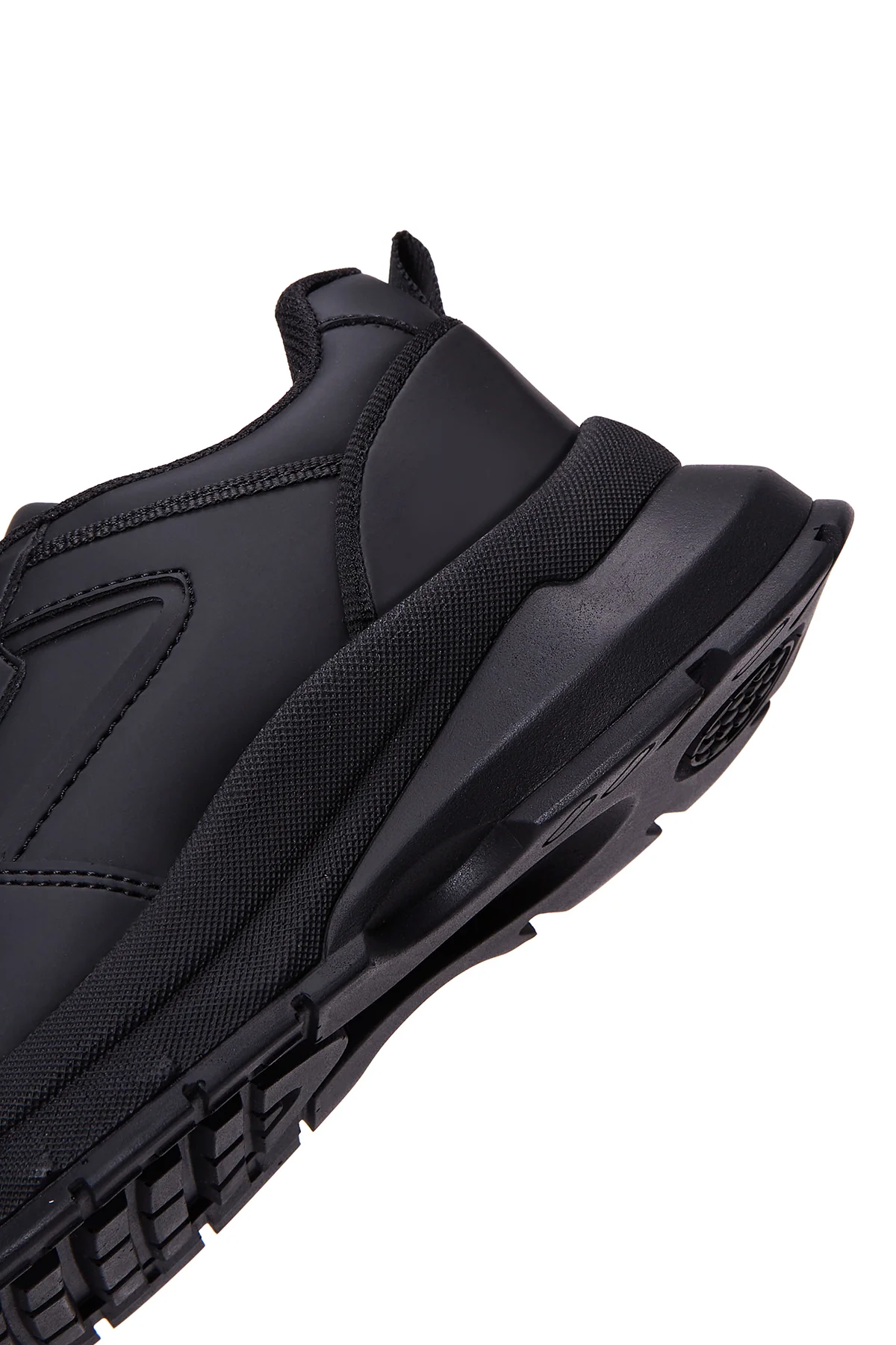 Kadın Siyah Kalın Tabanlı Sneaker - Image 8