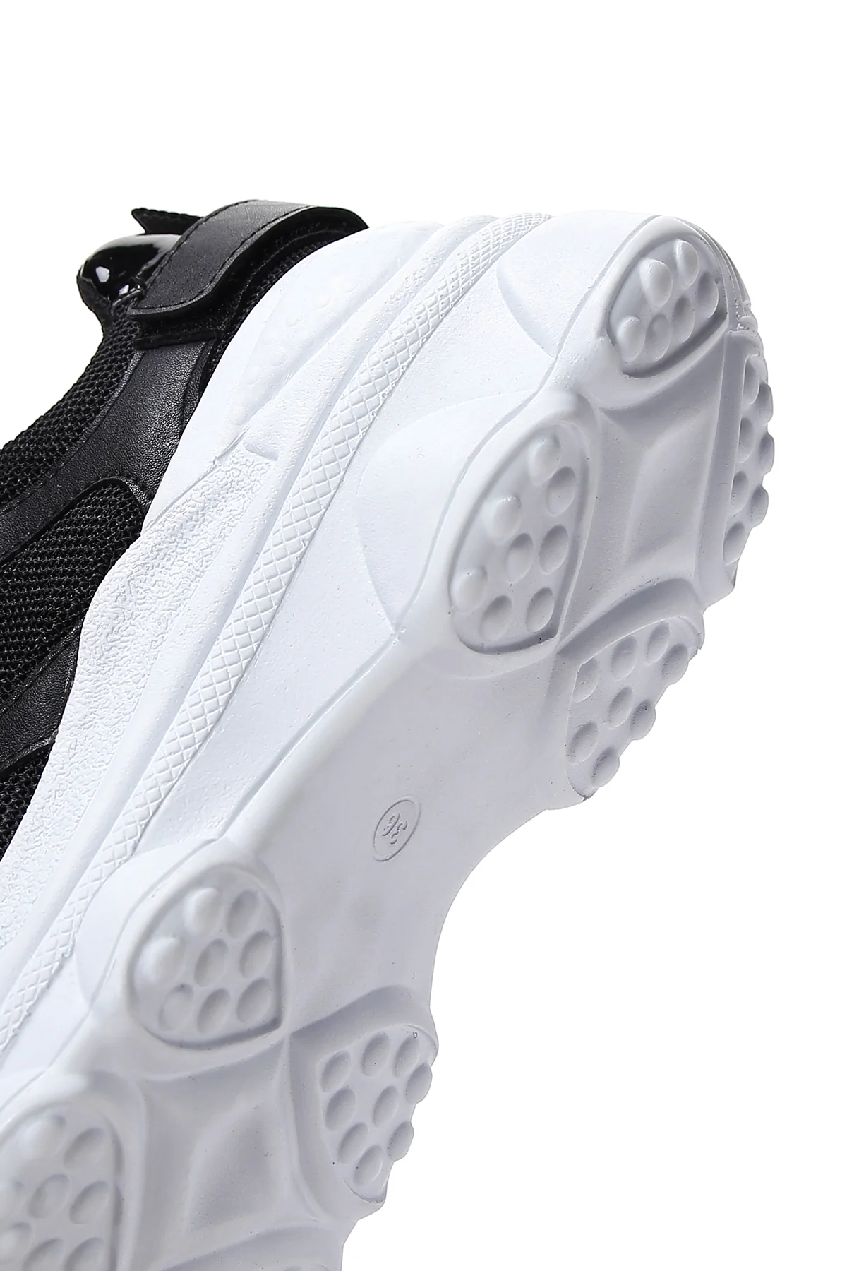 Kadın Siyah Kalın Tabanlı Sneaker - Image 7