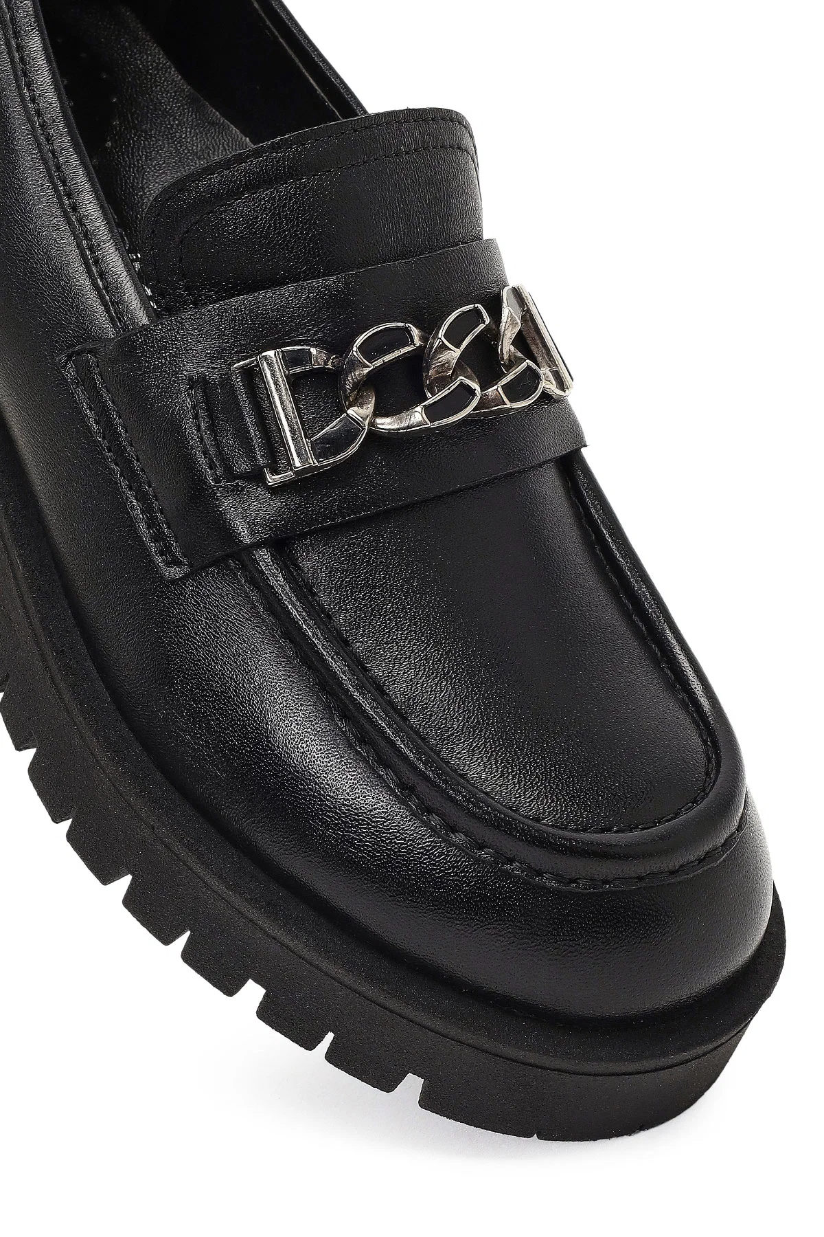Kadın Siyah Kalın Tabanlı Tokalı Deri Maskülen Loafer - Image 9