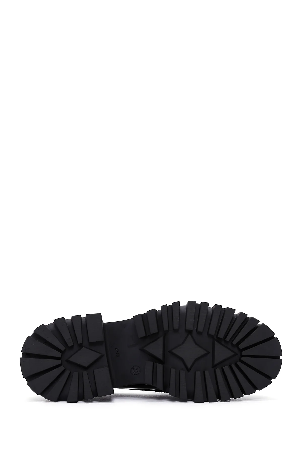 Kadın Siyah Kalın Tabanlı Tokalı Rugan Deri Casual Loafer - Image 4