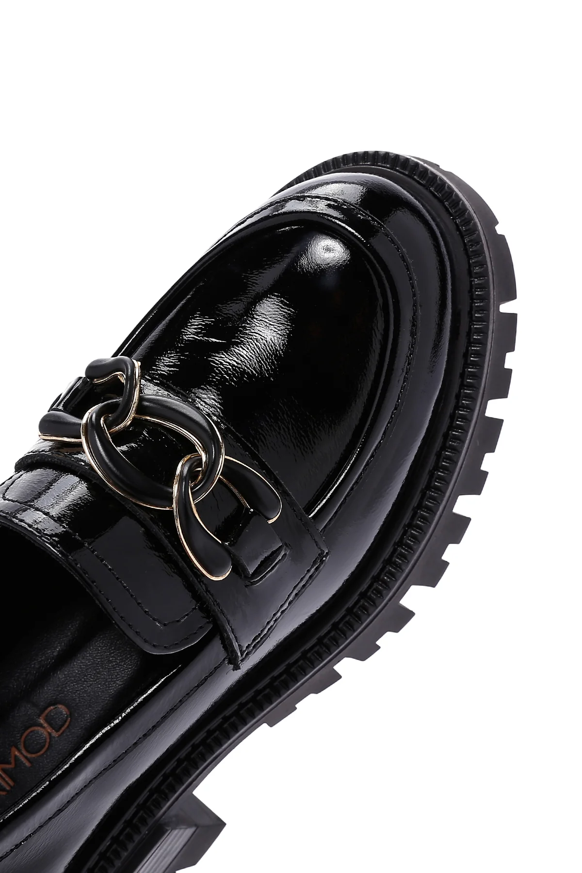 Kadın Siyah Kalın Tabanlı Tokalı Rugan Deri Casual Loafer - Image 8