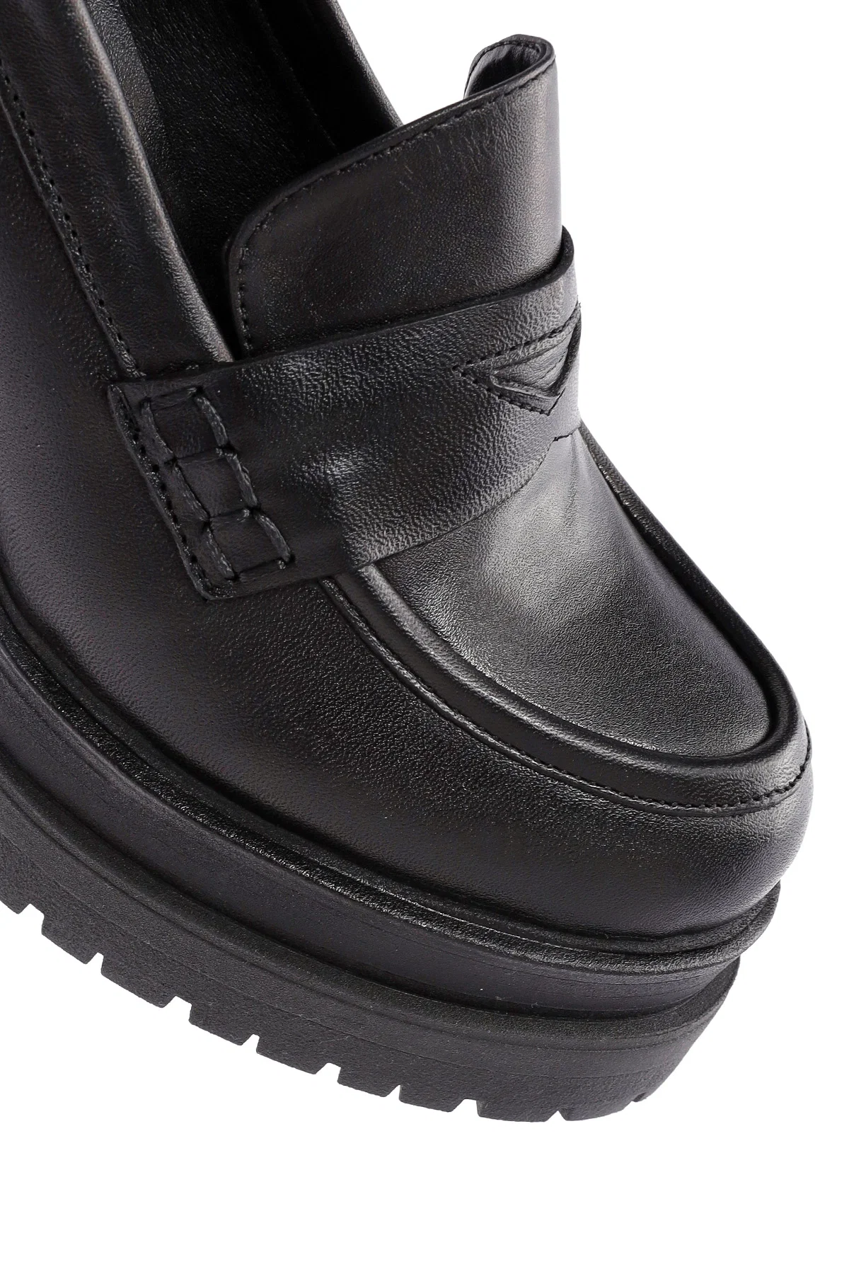 Kadın Siyah Kalın Topuklu Deri Maskülen Loafer - Image 9