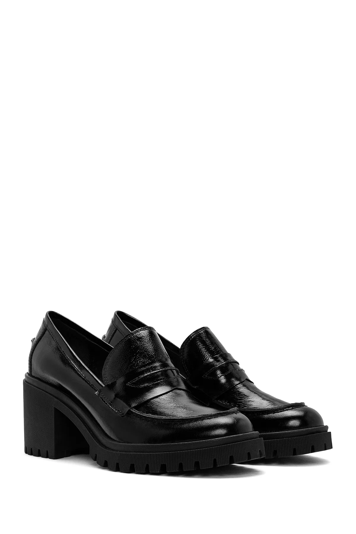Kadın Siyah Kalın Topuklu Rugan Deri Maskülen Loafer - Image 4