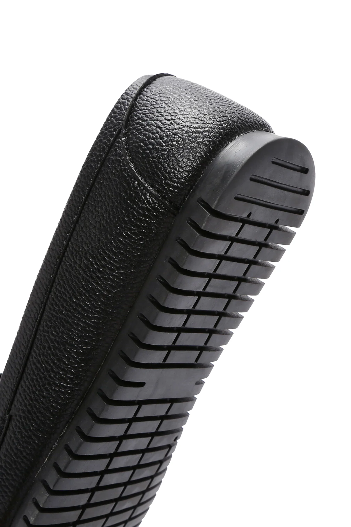 Kadın Siyah Püskül Detaylı Loafer - Image 9
