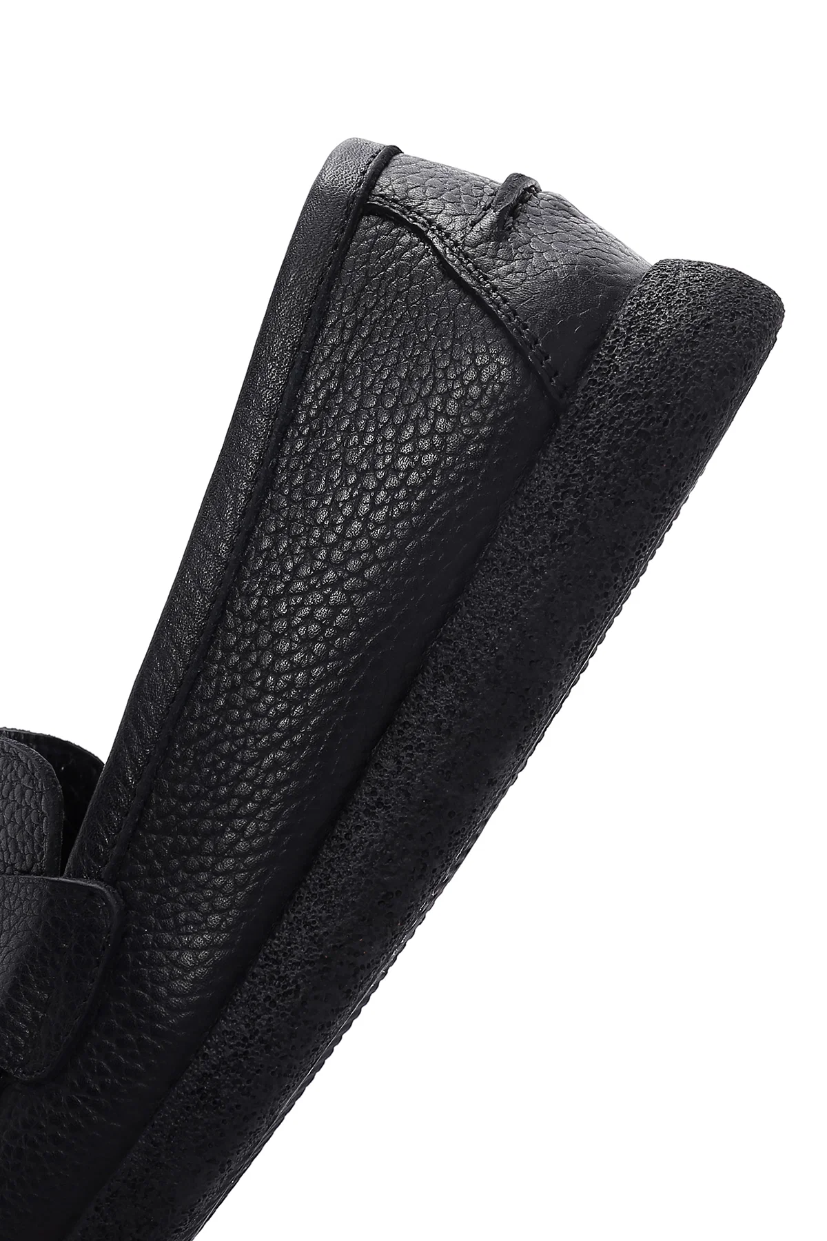 Kadın Siyah Püsküllü Deri Comfort Loafer - Image 7