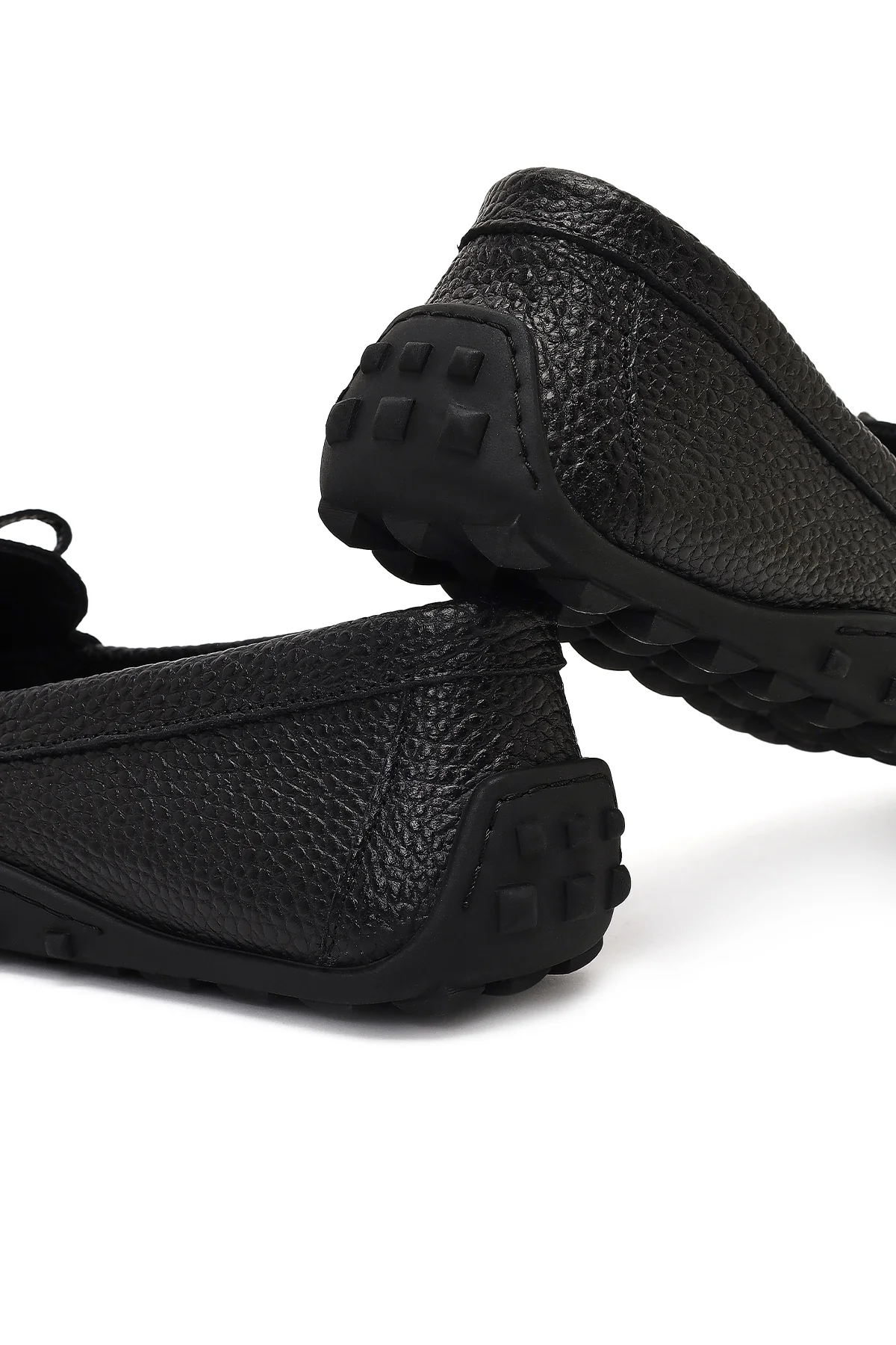 Kadın Siyah Püsküllü Deri Loafer - Image 11
