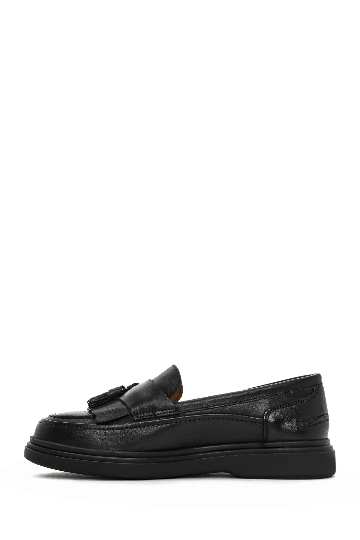 Kadın Siyah Püsküllü Deri Loafer - Image 4