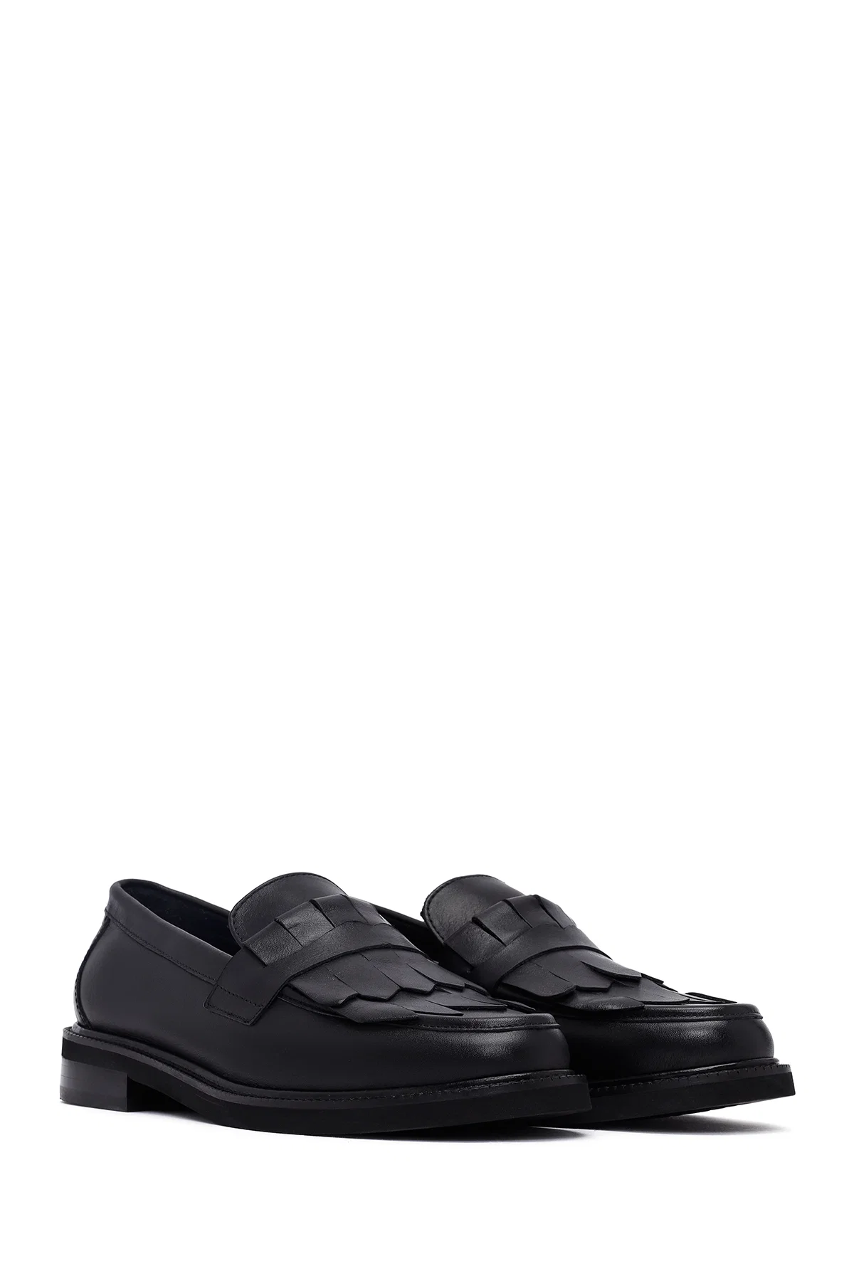 Kadın Siyah Püsküllü Deri Maskülen Loafer - Image 3