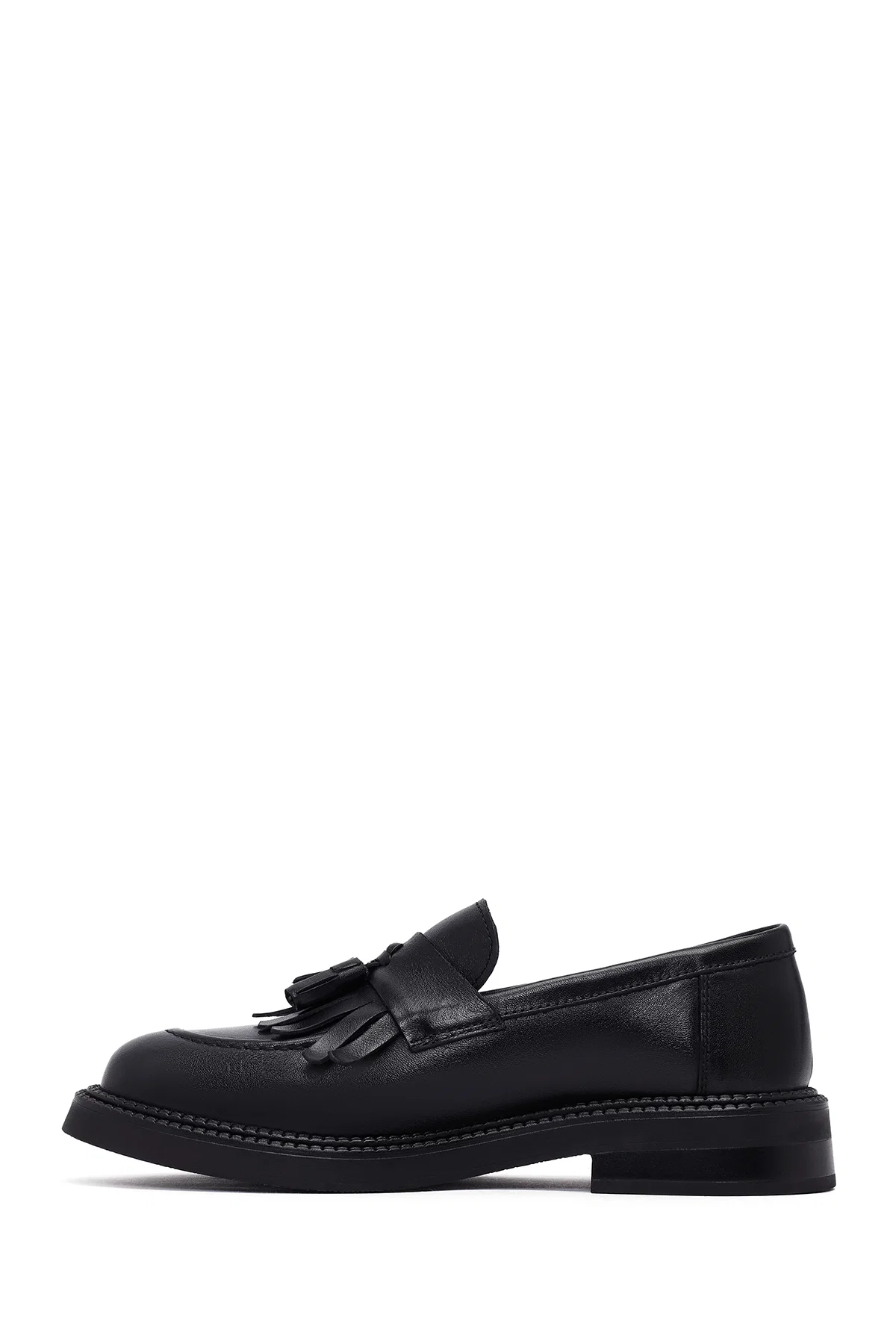 Kadın Siyah Püsküllü Deri Maskülen Loafer - Image 2