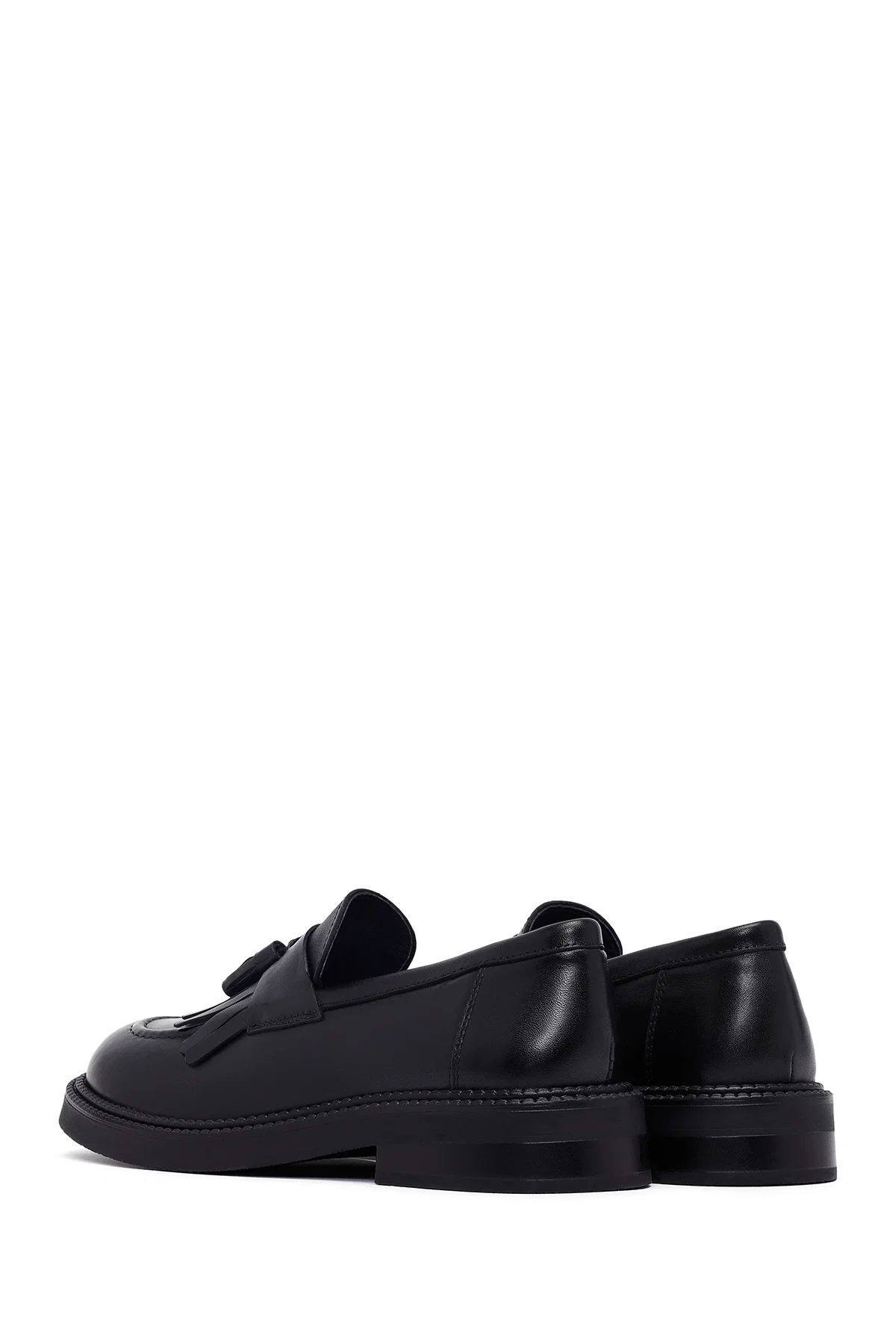 Kadın Siyah Püsküllü Deri Maskülen Loafer - Image 5