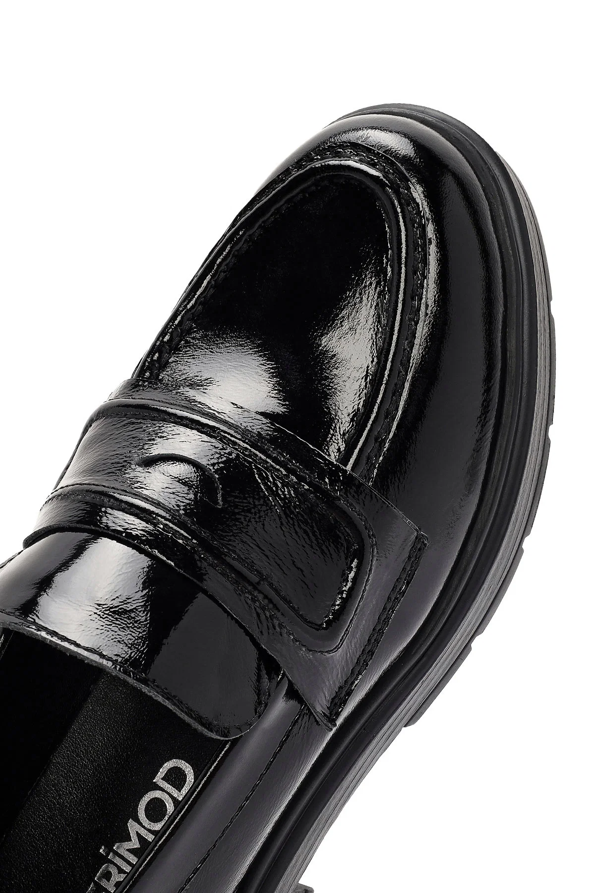 Kadın Siyah Rugan Deri Makosen Loafer - Image 10