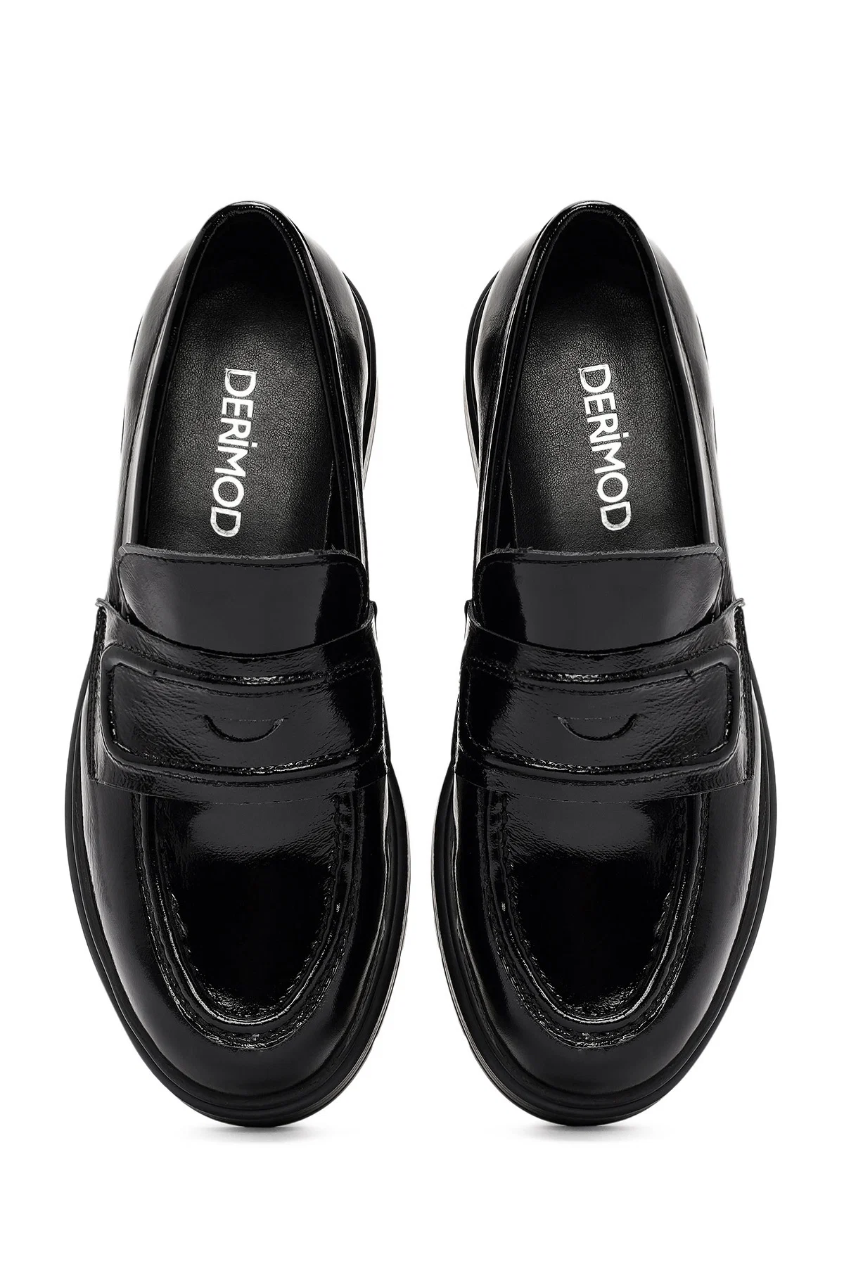 Kadın Siyah Rugan Deri Makosen Loafer - Image 7