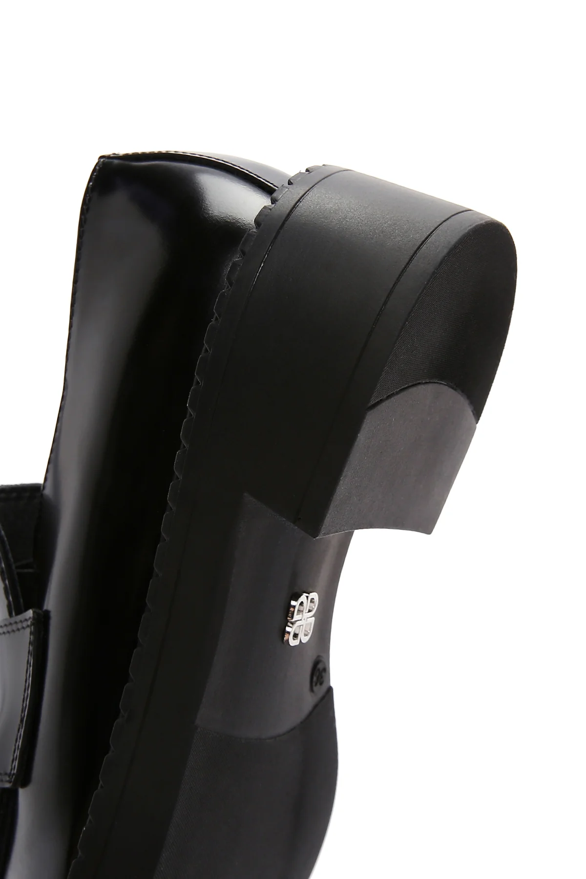 Kadın Siyah Rugan Deri Maskülen Loafer - Image 8