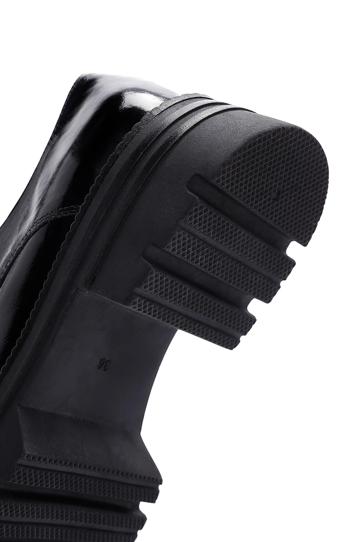 Kadın Siyah Rugan Deri Maskülen Loafer - Image 8