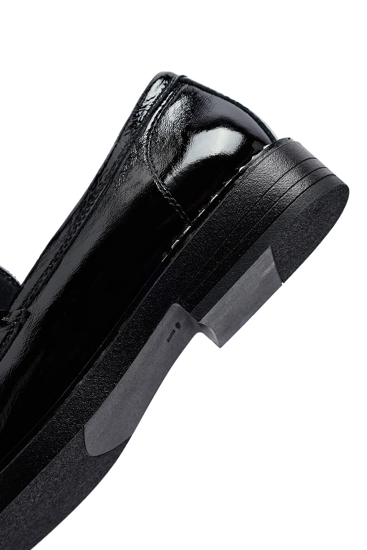Kadın Siyah Rugan Deri Maskülen Loafer - Image 10