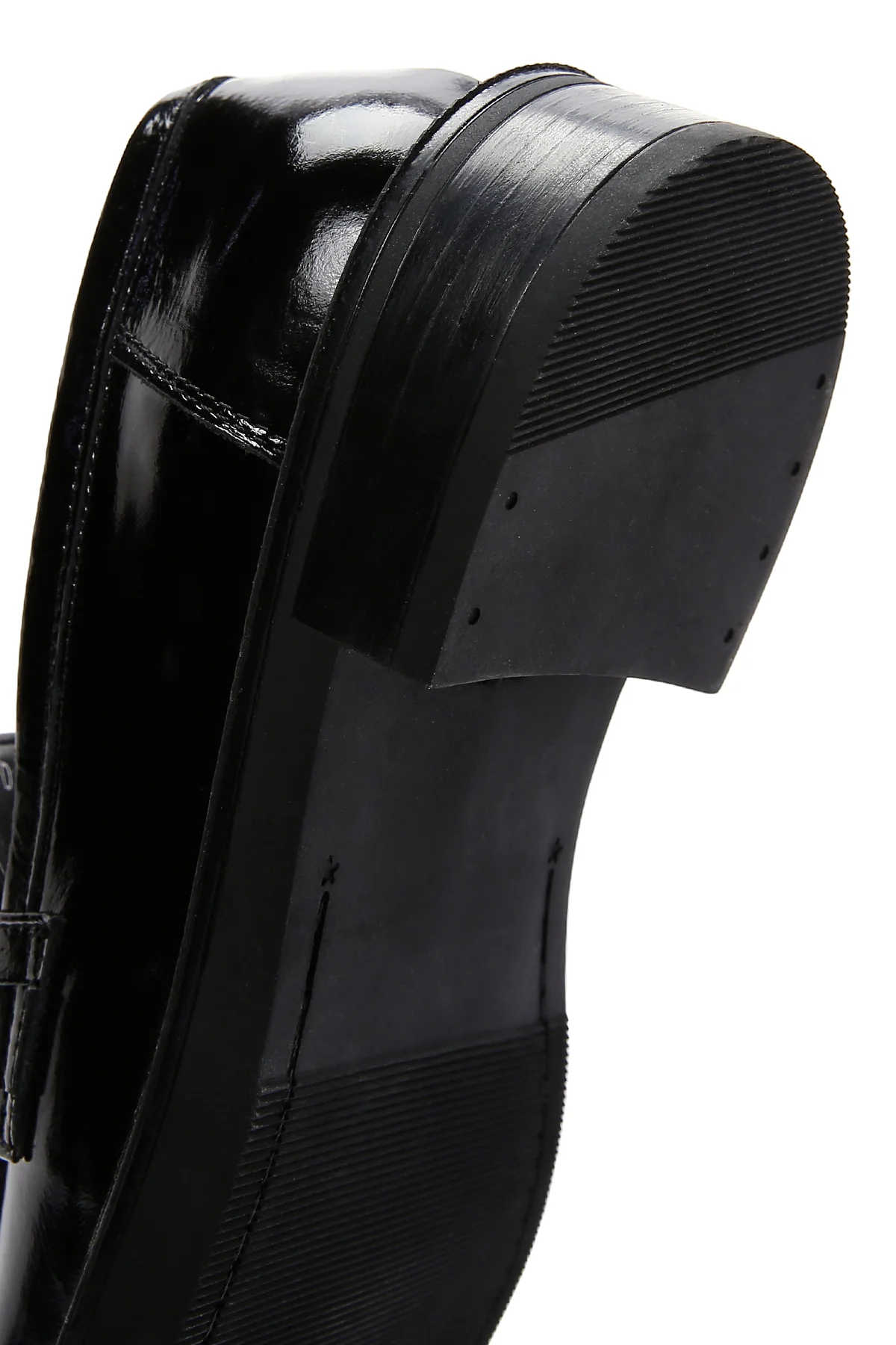 Kadın Siyah Rugan Deri Tokalı Klasik Loafer - Image 8