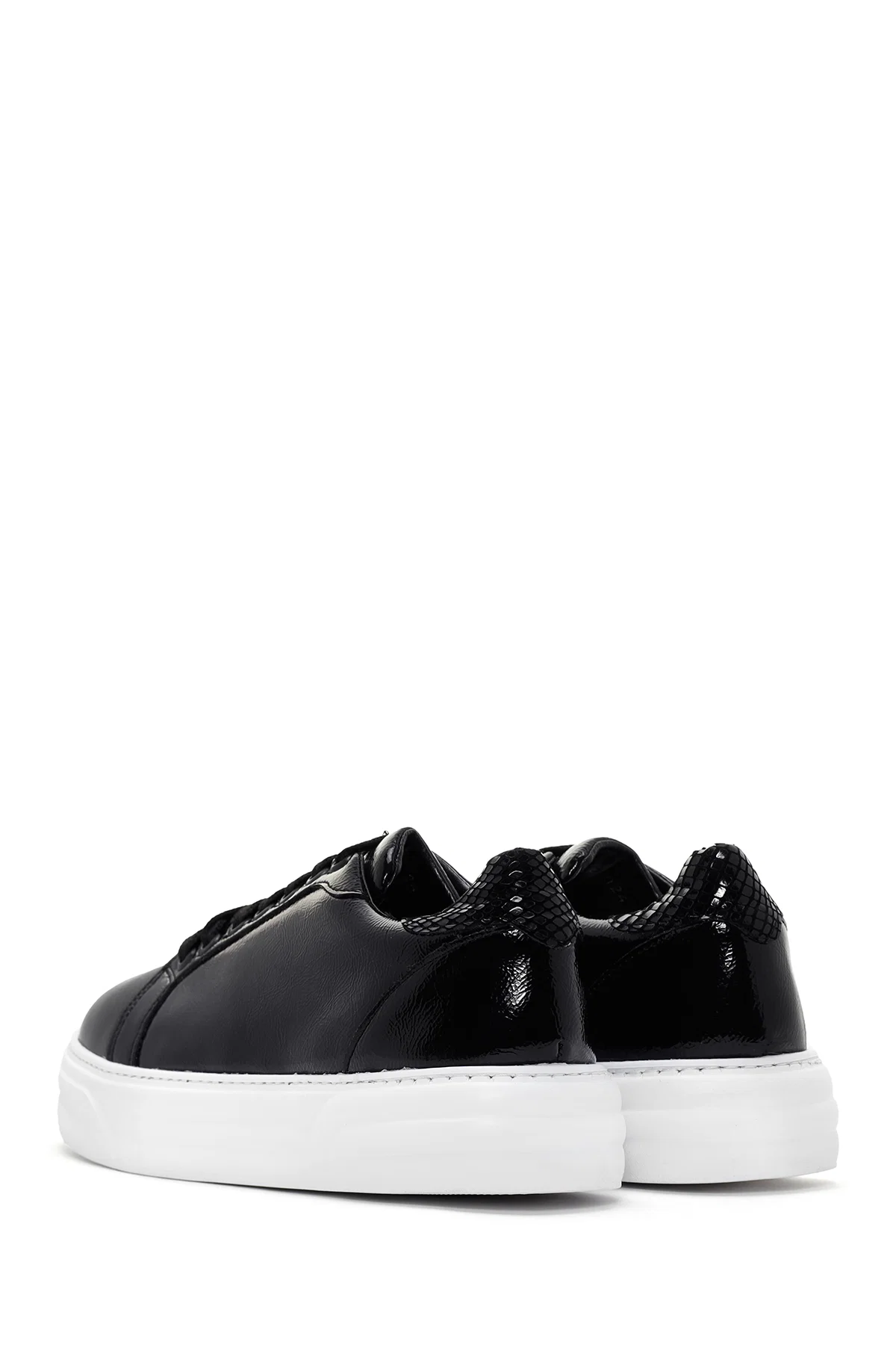 Kadın Siyah Rugan Kalın Tabanlı Sneaker - Image 5