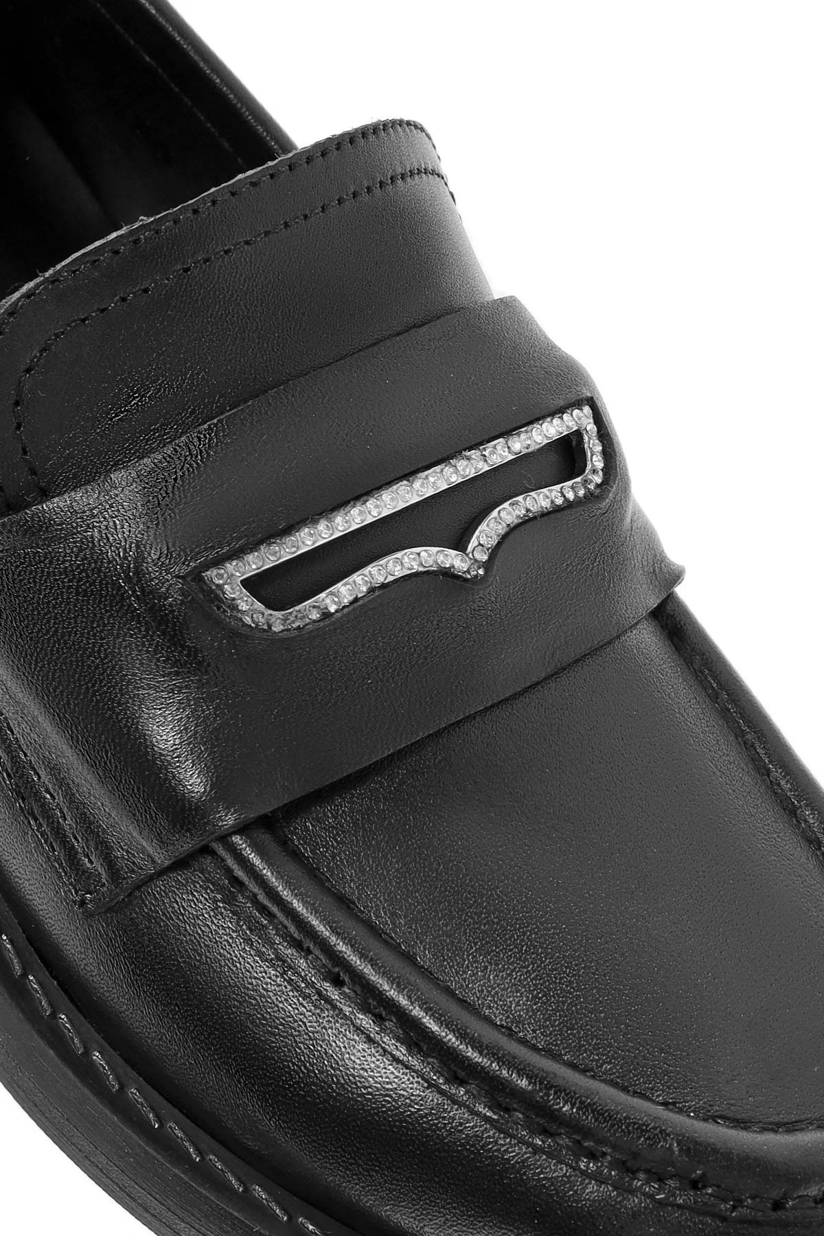 Kadın Siyah Taş Detaylı Deri Maskülen Loafer - Image 10