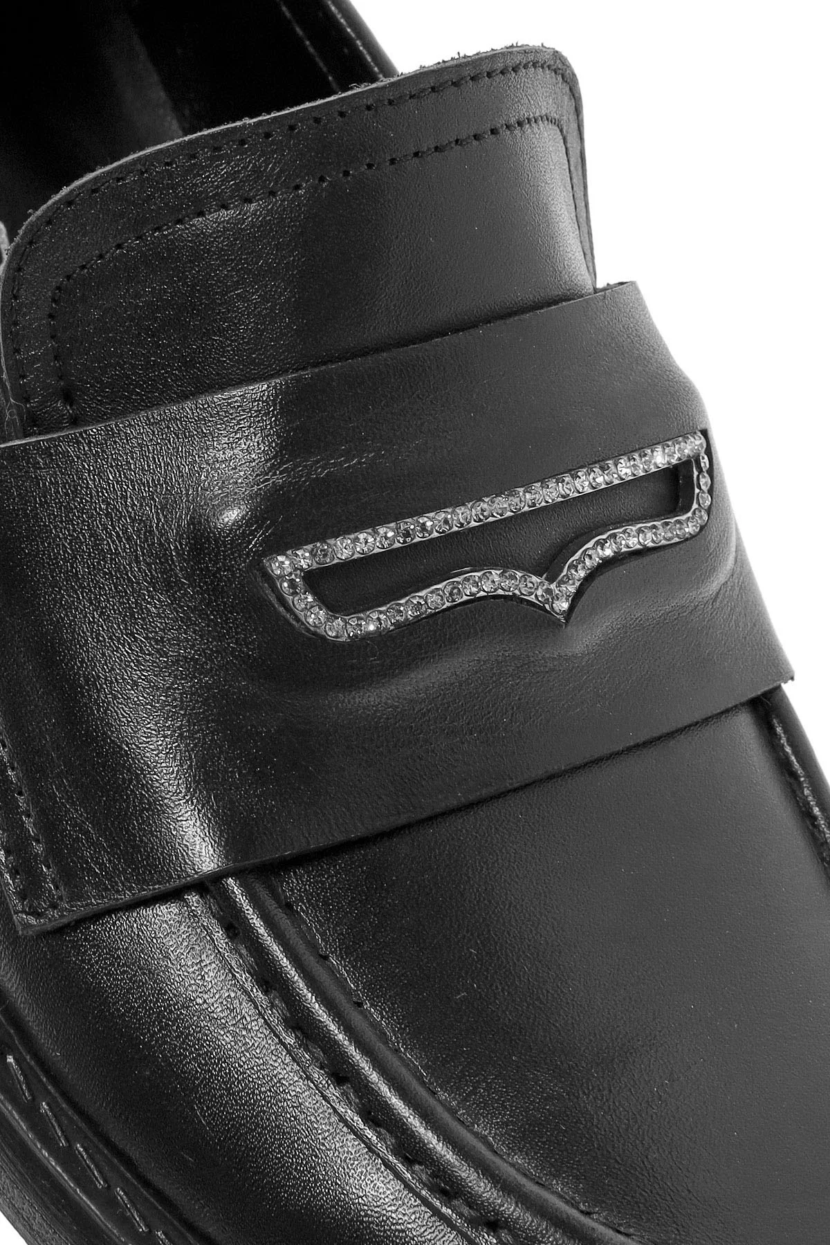 Kadın Siyah Taş Detaylı Deri Maskülen Loafer - Image 9