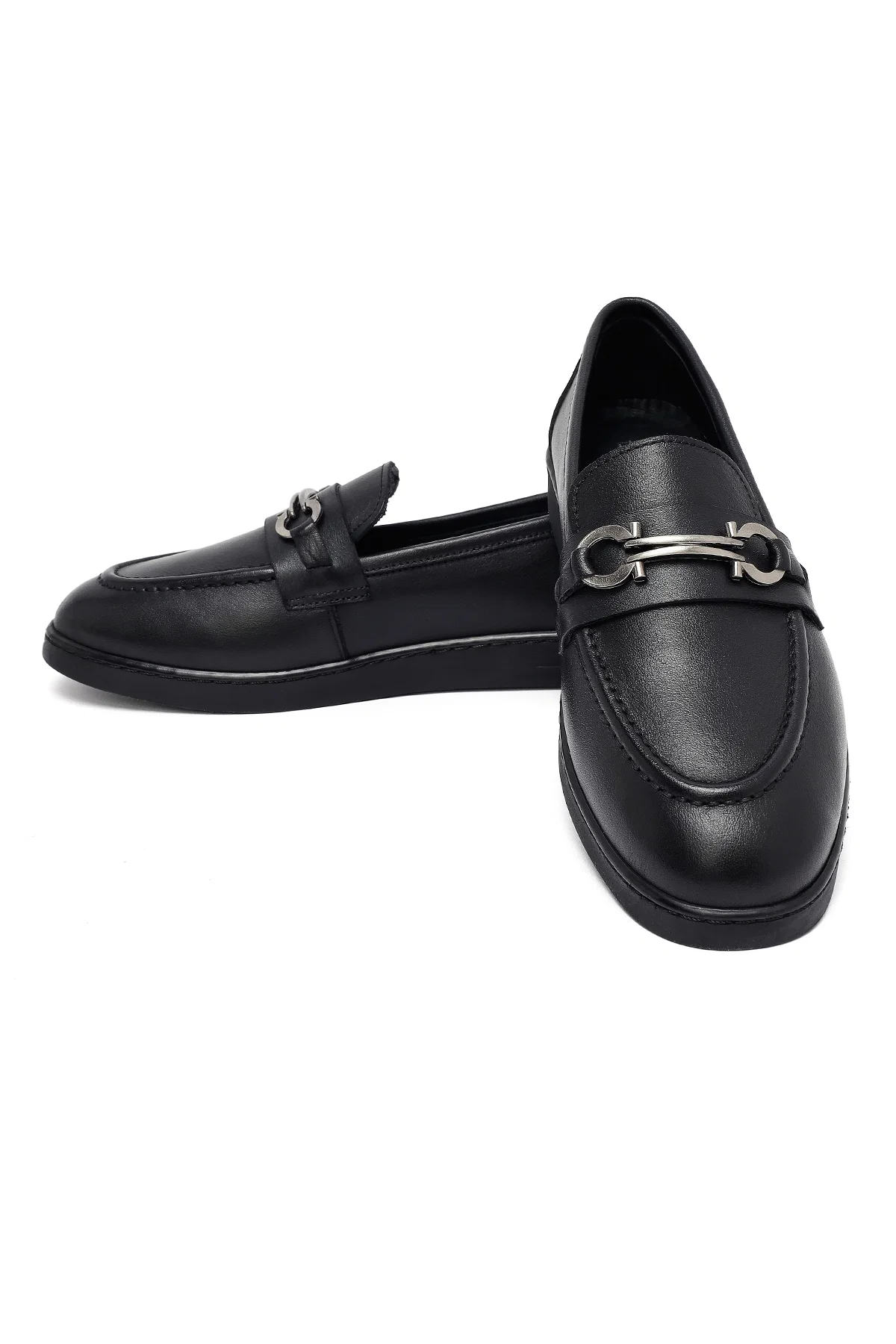 Kadın Siyah Tokalı Deri Loafer - Image 10