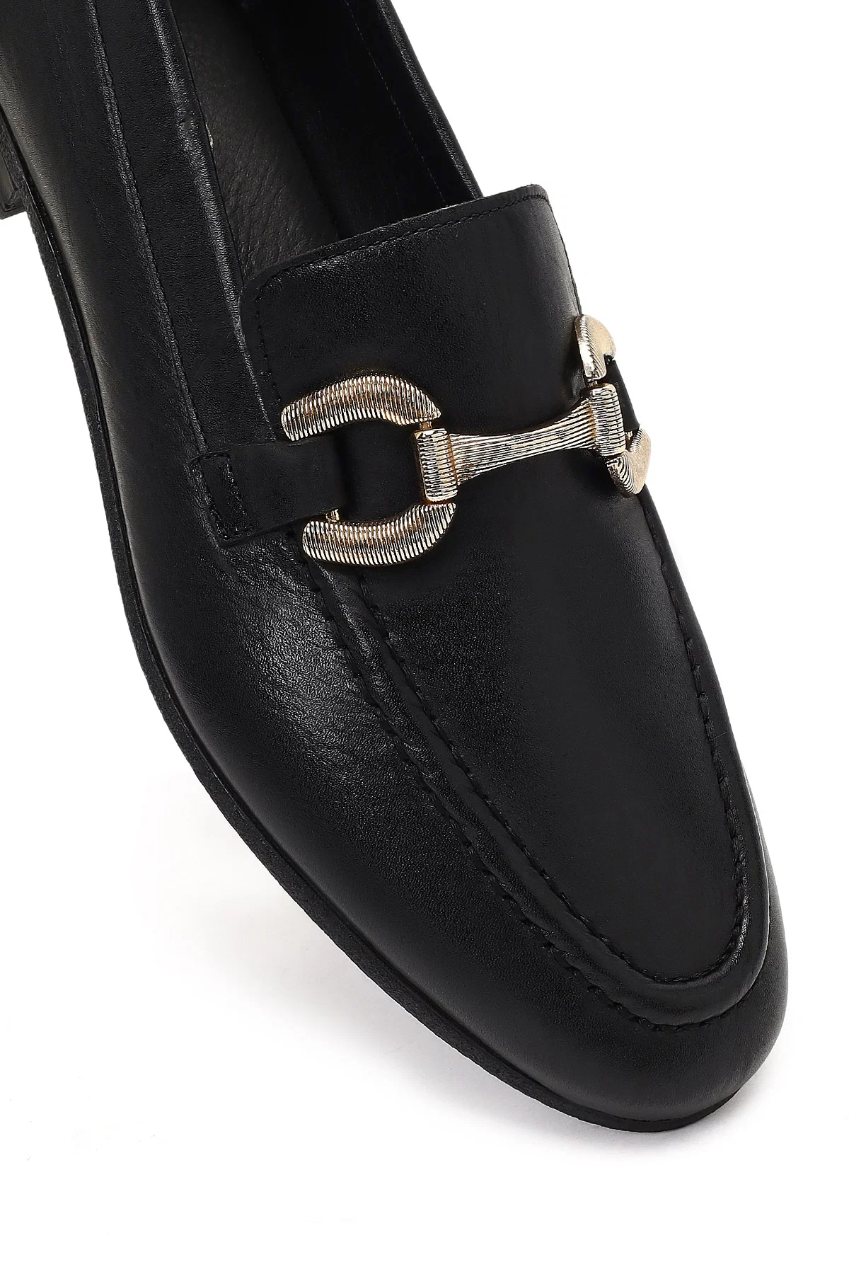 Kadın Siyah Tokalı Deri Loafer - Image 11