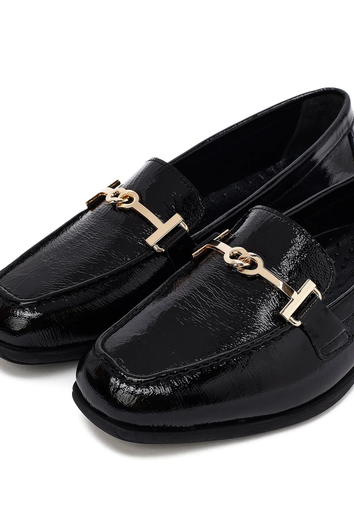 Kadın Siyah Tokalı Deri Maskülen Loafer - Image 9
