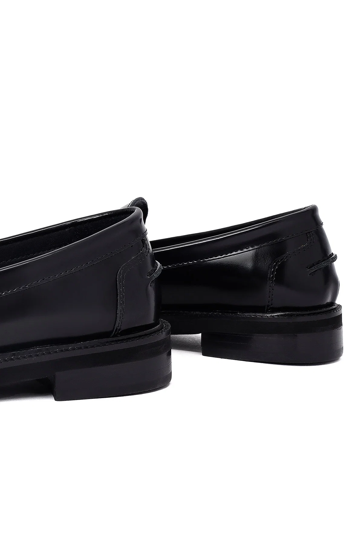 Kadın Siyah Tokalı Deri Maskülen Loafer - Image 10