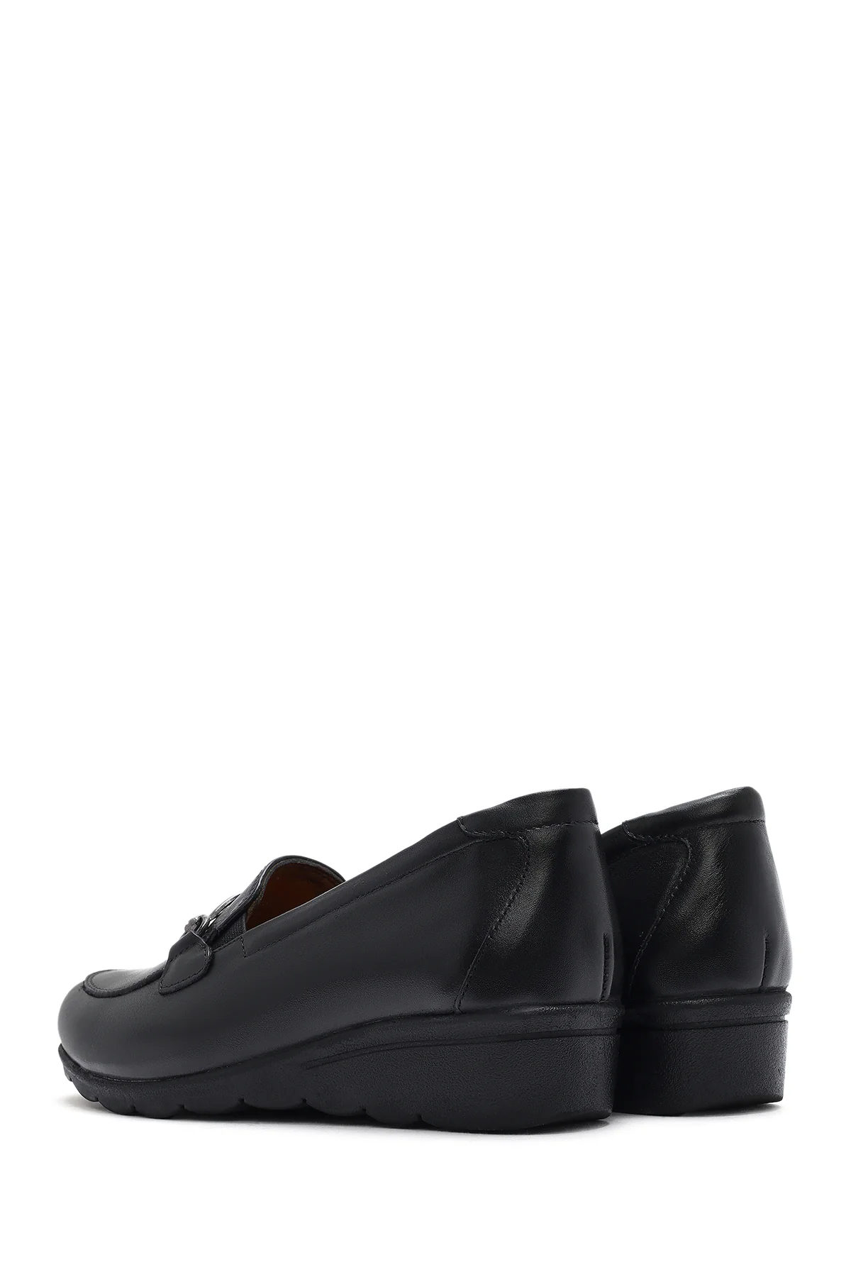 Kadın Siyah Tokalı Dolgu Topuklu Deri Comfort Loafer - Image 6