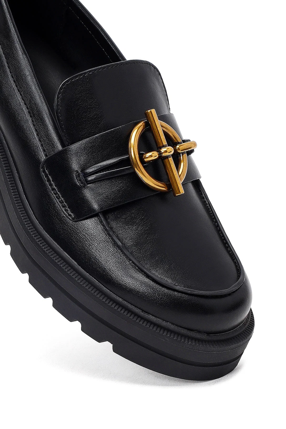 Kadın Siyah Tokalı Kalın Tabanlı Maskülen Loafer - Image 9