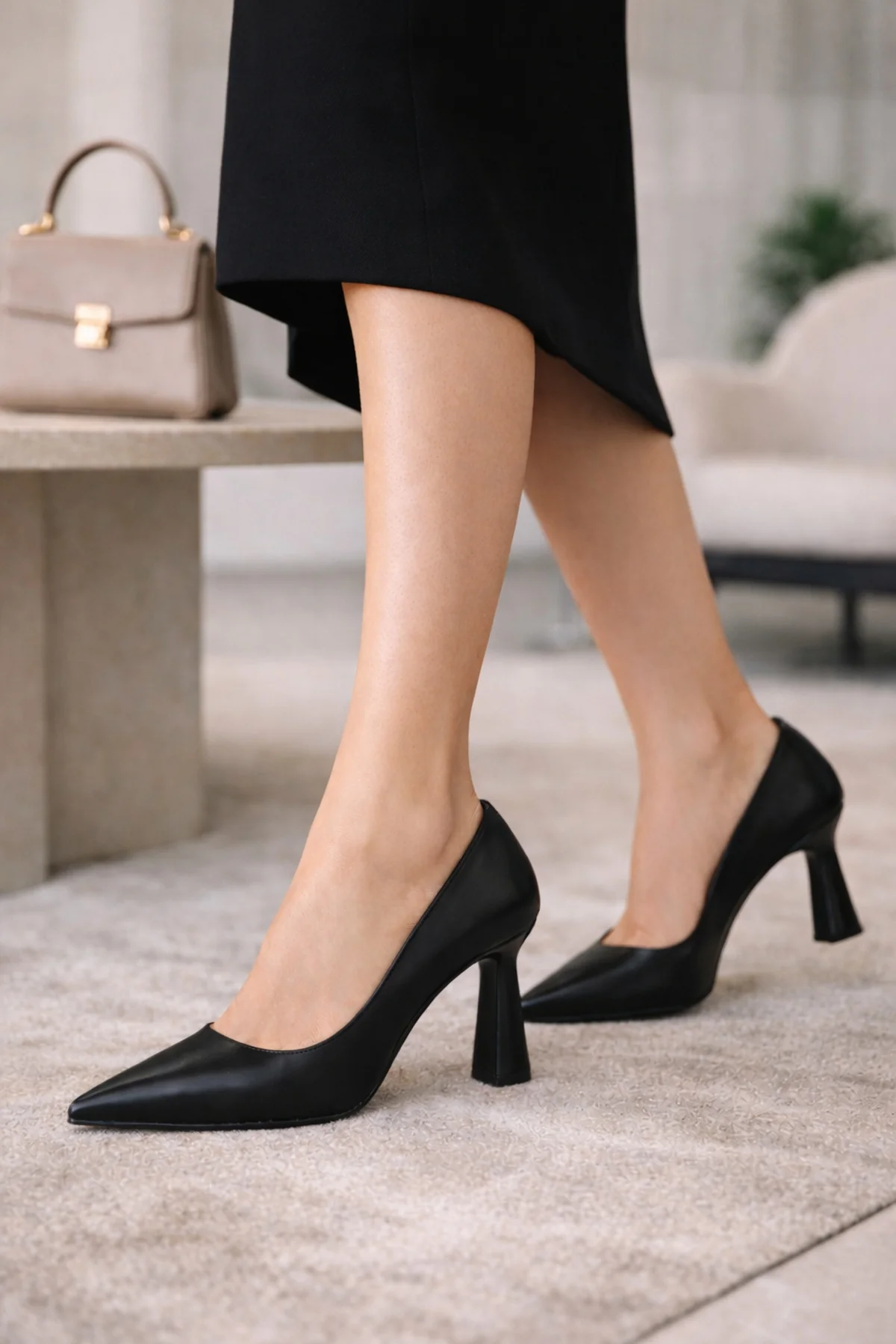 Kadın Siyah Topuklu Deri Stiletto - Image 2