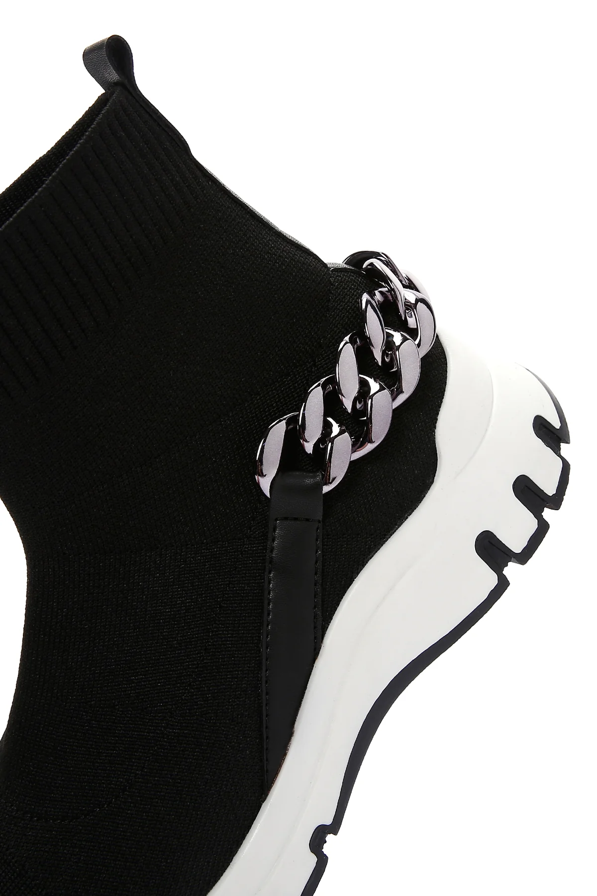 Kadın Siyah Zincir Aksesuarlı Bilekli Sneaker Bot - Image 7