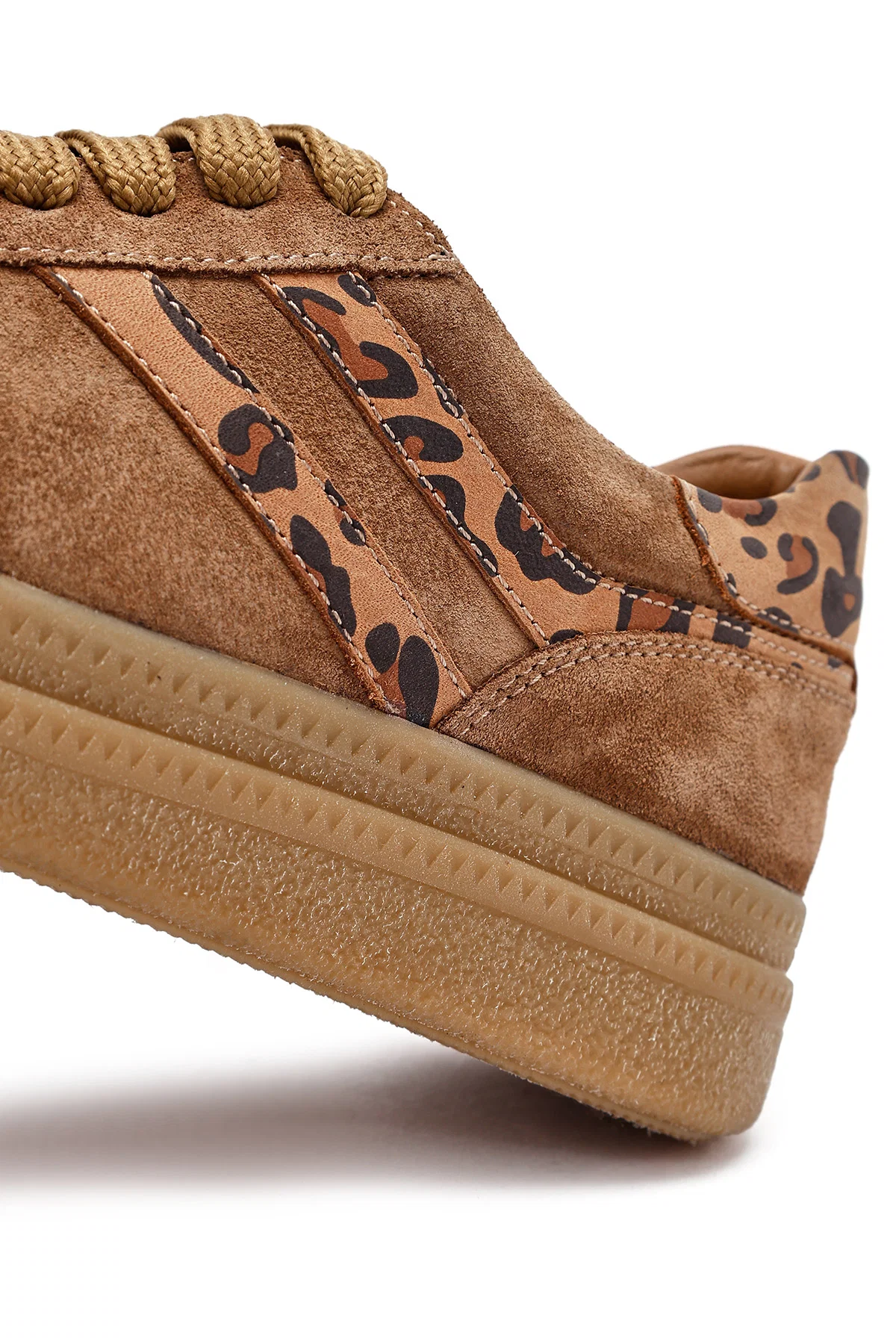 Kadın Taba Bağcıklı Süet Deri Sneaker - Image 12