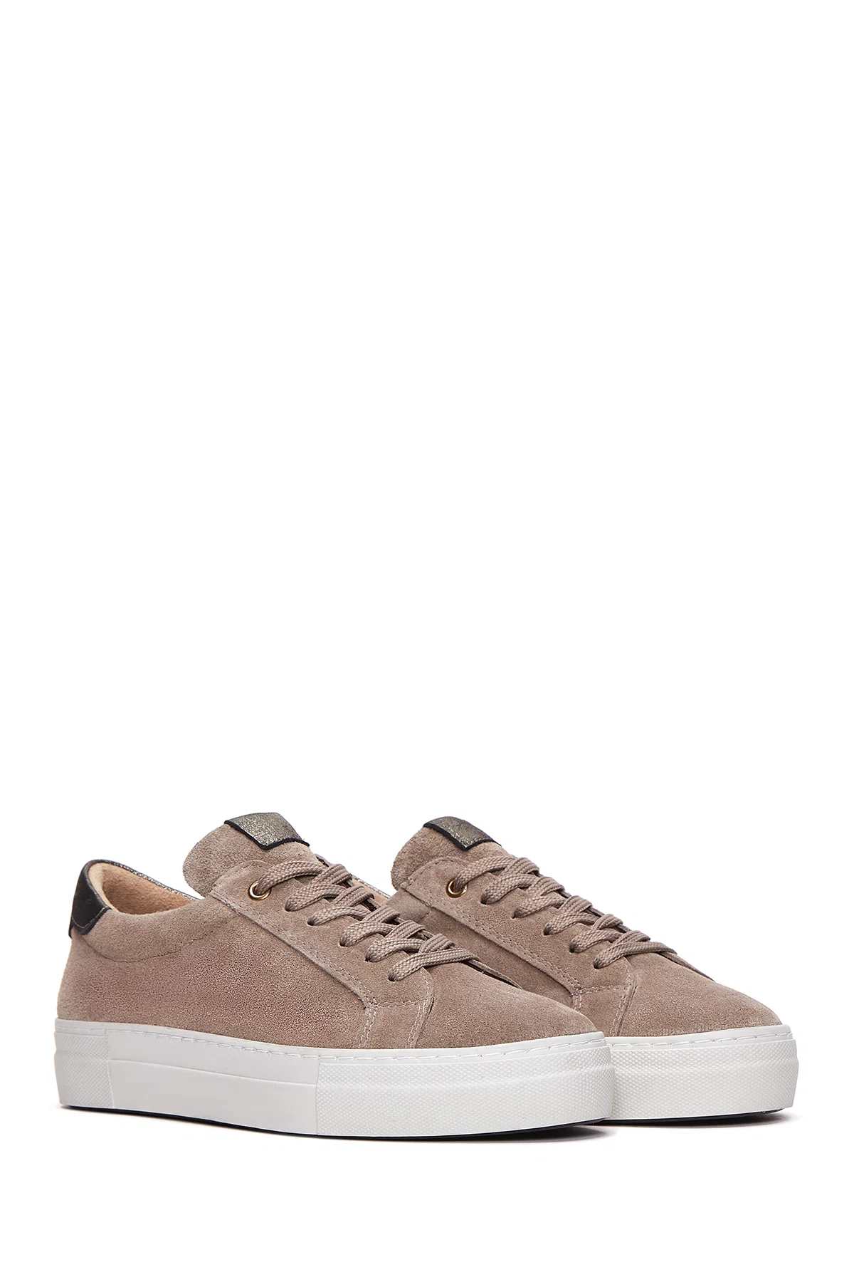 Kadın Vizon Bağcıklı Kalın Tabanlı Süet Deri Sneaker - Image 3