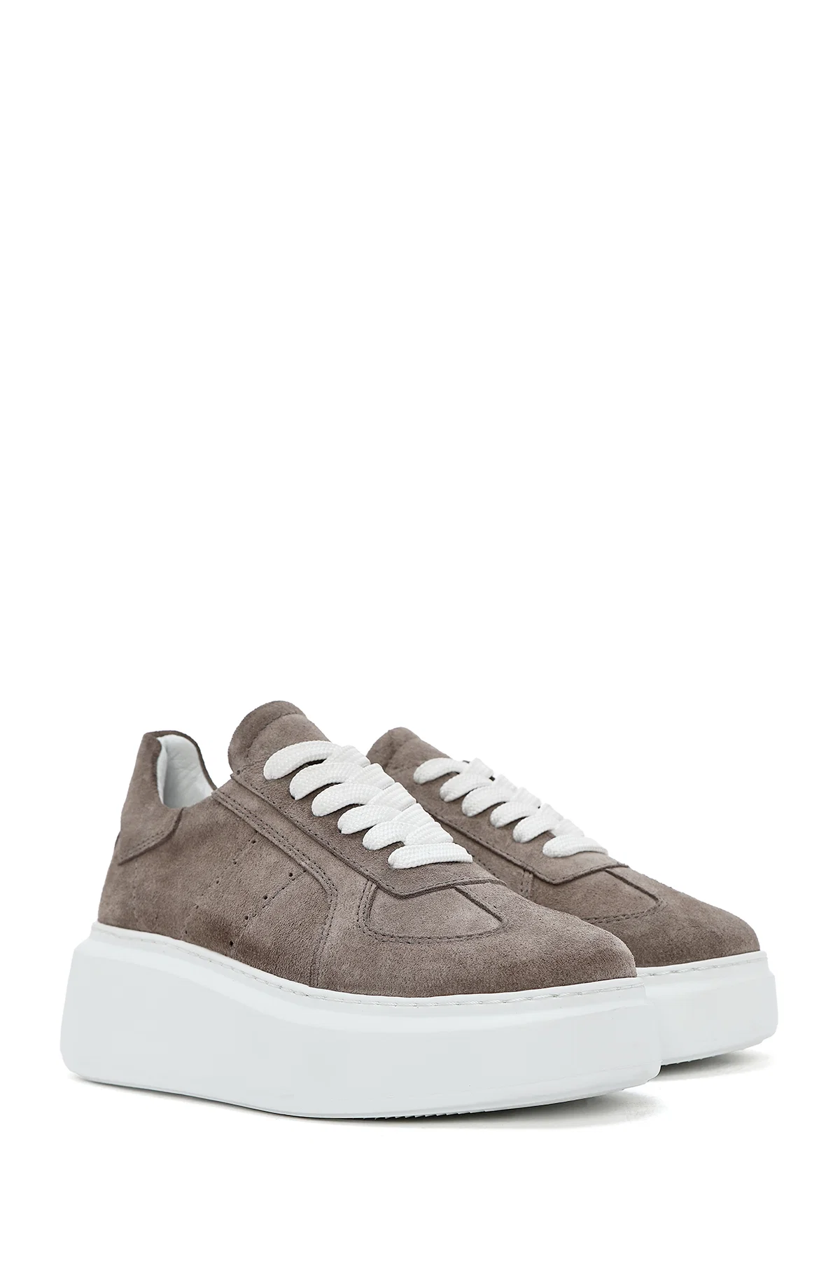 Kadın Vizon Bağcıklı Kalın Tabanlı Süet Deri Sneaker - Image 3