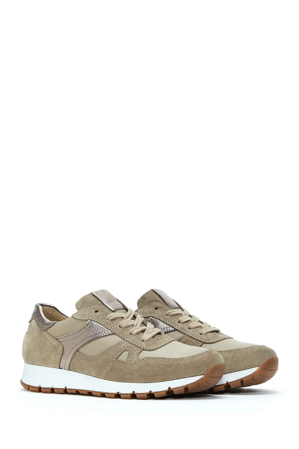 Kadın Vizon Süet Deri Detaylı Sneaker - Image 3
