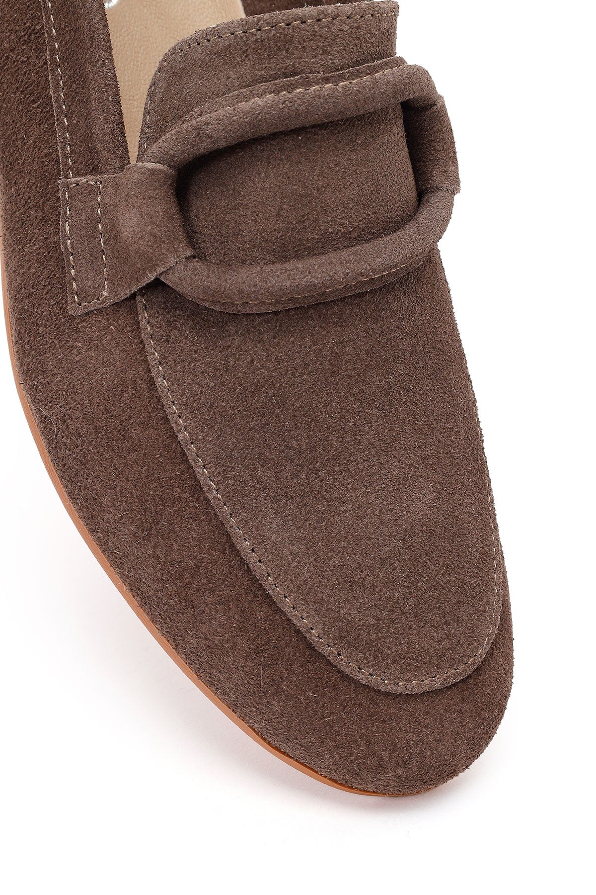 Kadın Vizon Tokalı Süet Deri Maskülen Loafer - Image 9