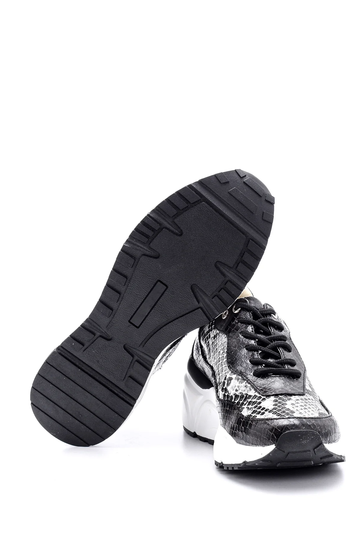 Kadın Yılan Deseni Detaylı Sneaker - Image 4